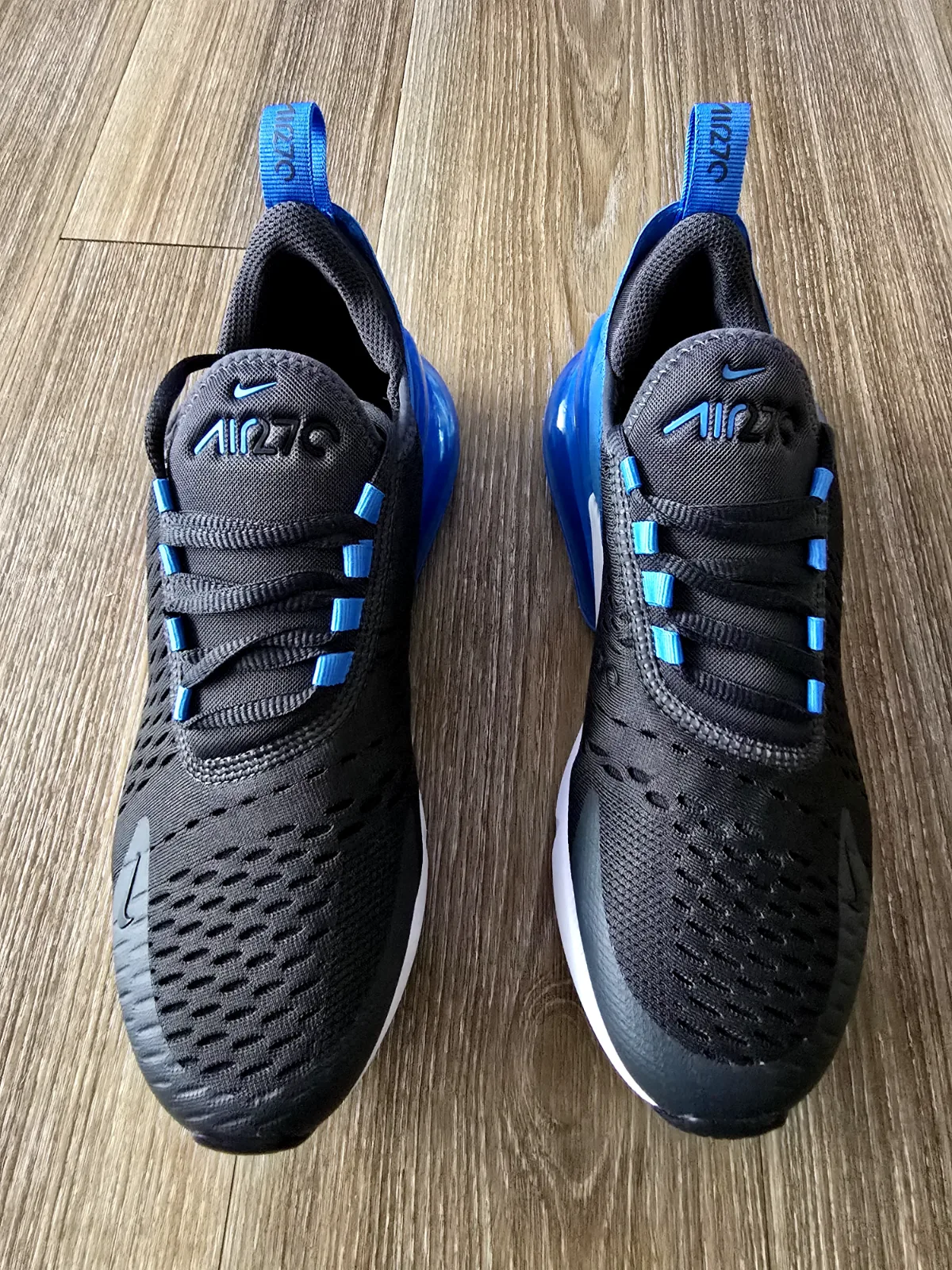 NIKE AIR MAX 270 GS 4