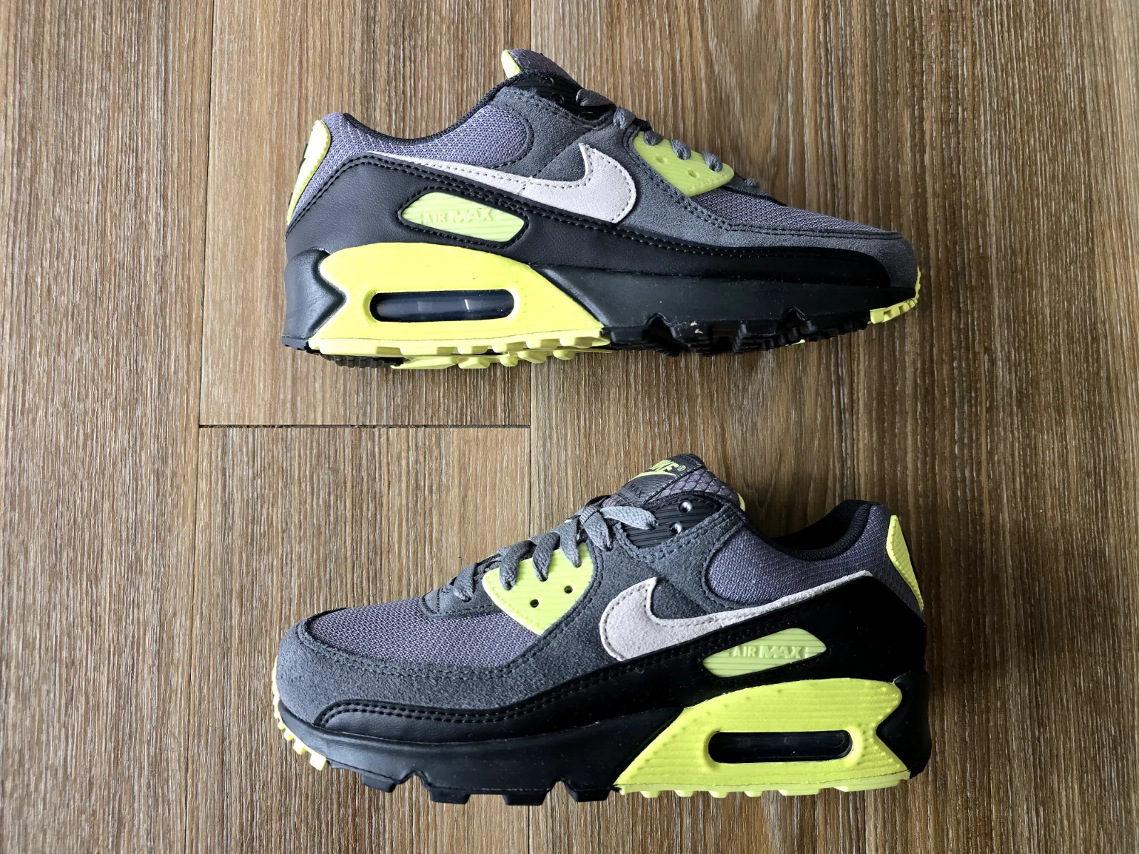NIKE AIR MAX 90 2