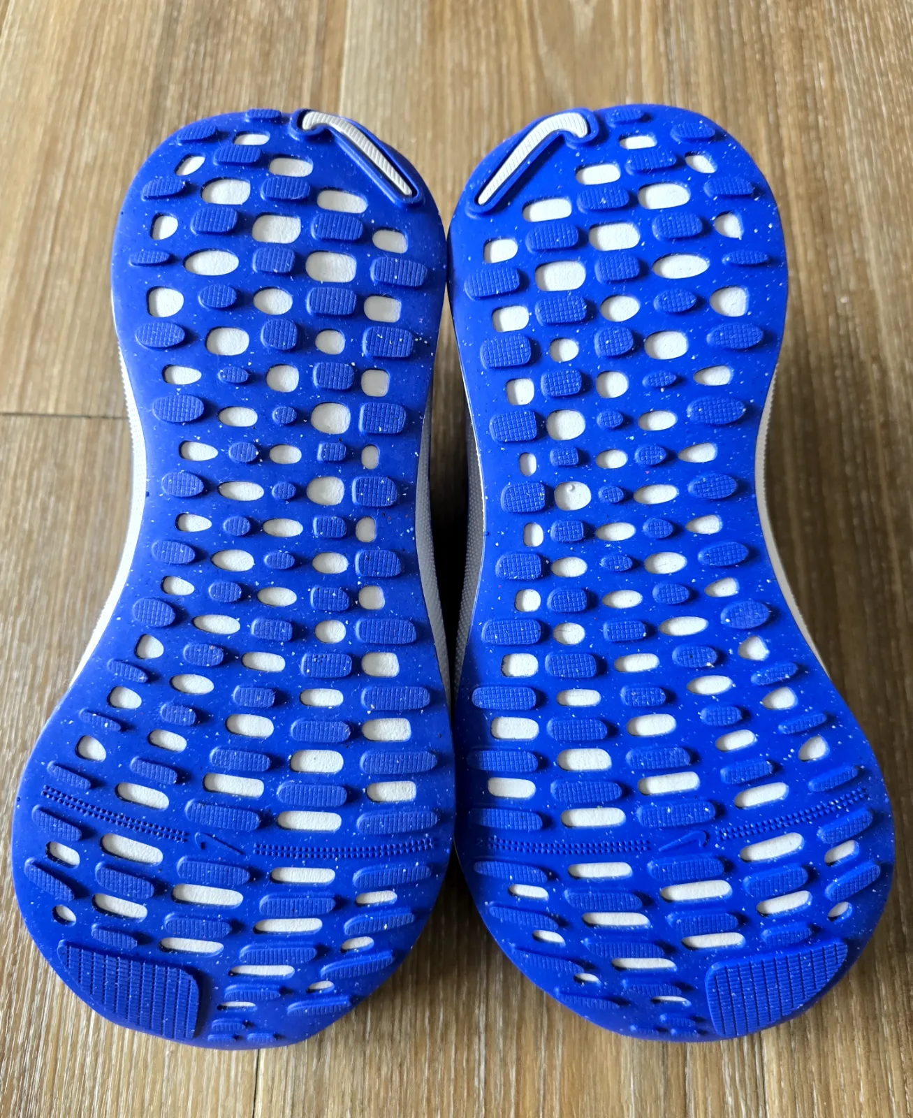 NIKE REACTX INFINITY RUN 4 7