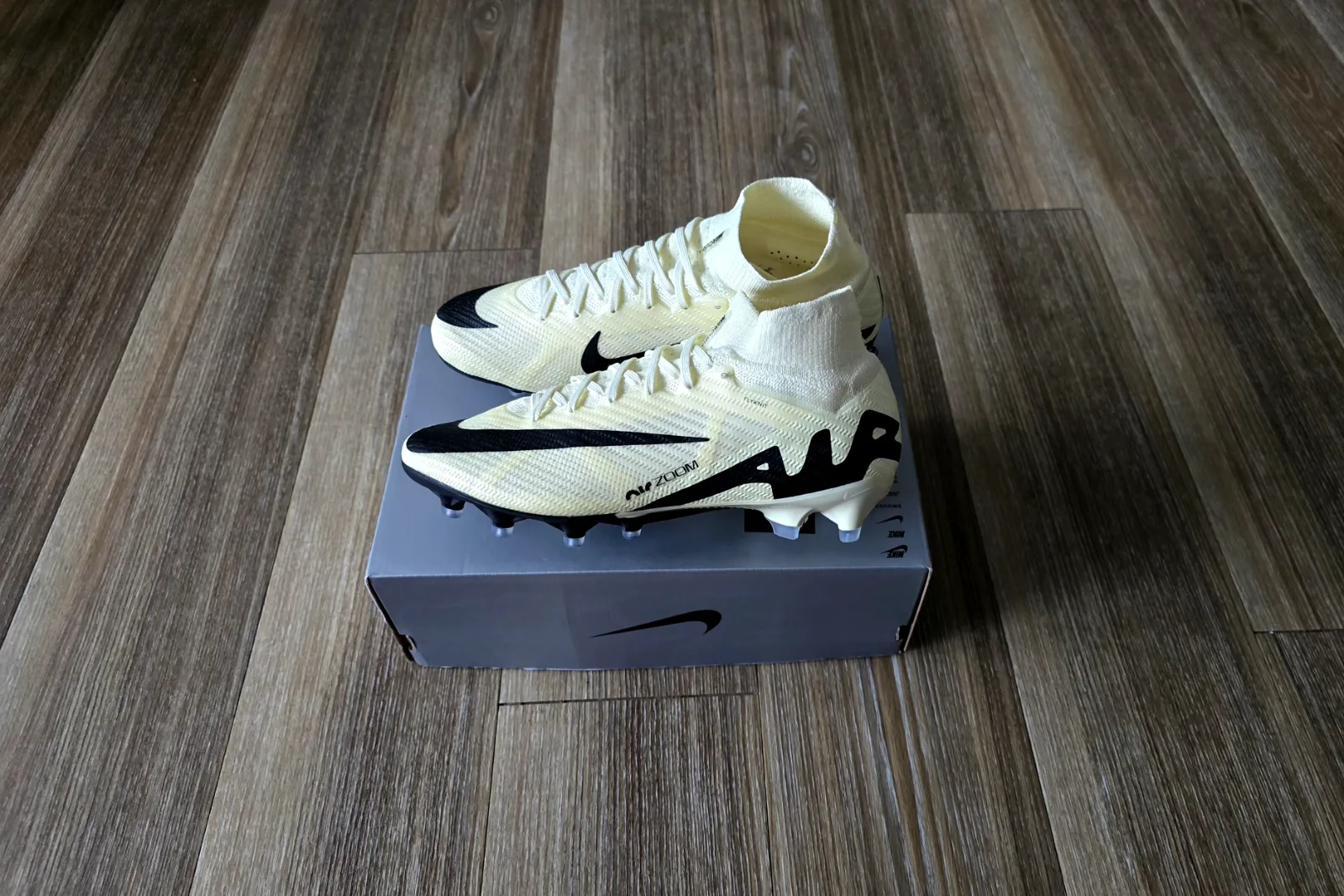 NIKE ZOOM MERCURIAL SUPERFLY 9 ELITE AG-PRO