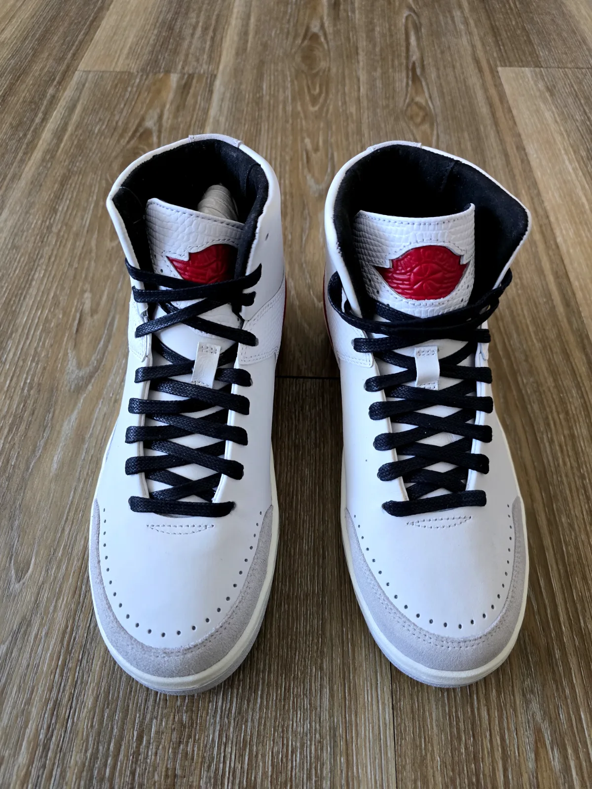 AIR JORDAN 2 RETRO SE NINA CHANEL ABNEY 4