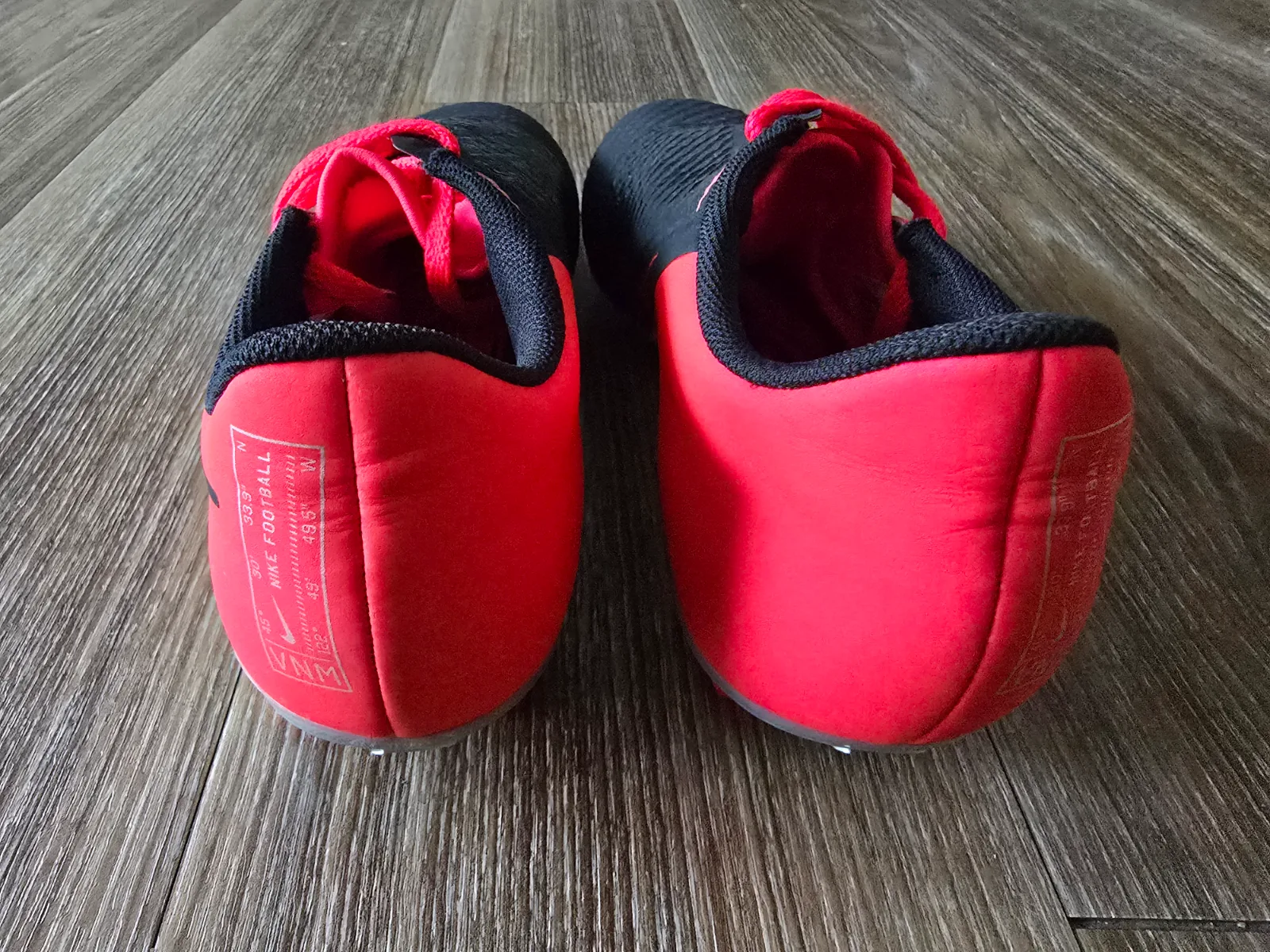 NIKE PHANTOM VENOM ACADEMY FG 6