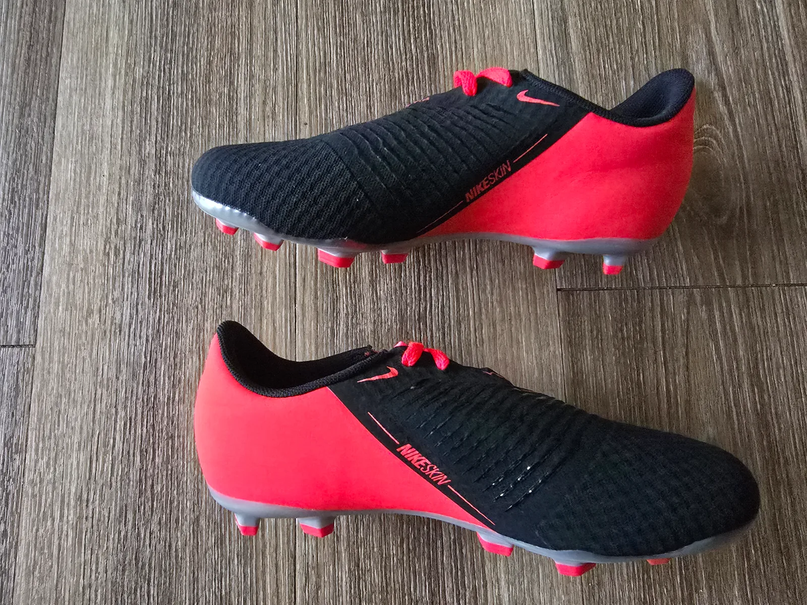 NIKE PHANTOM VENOM ACADEMY FG 3