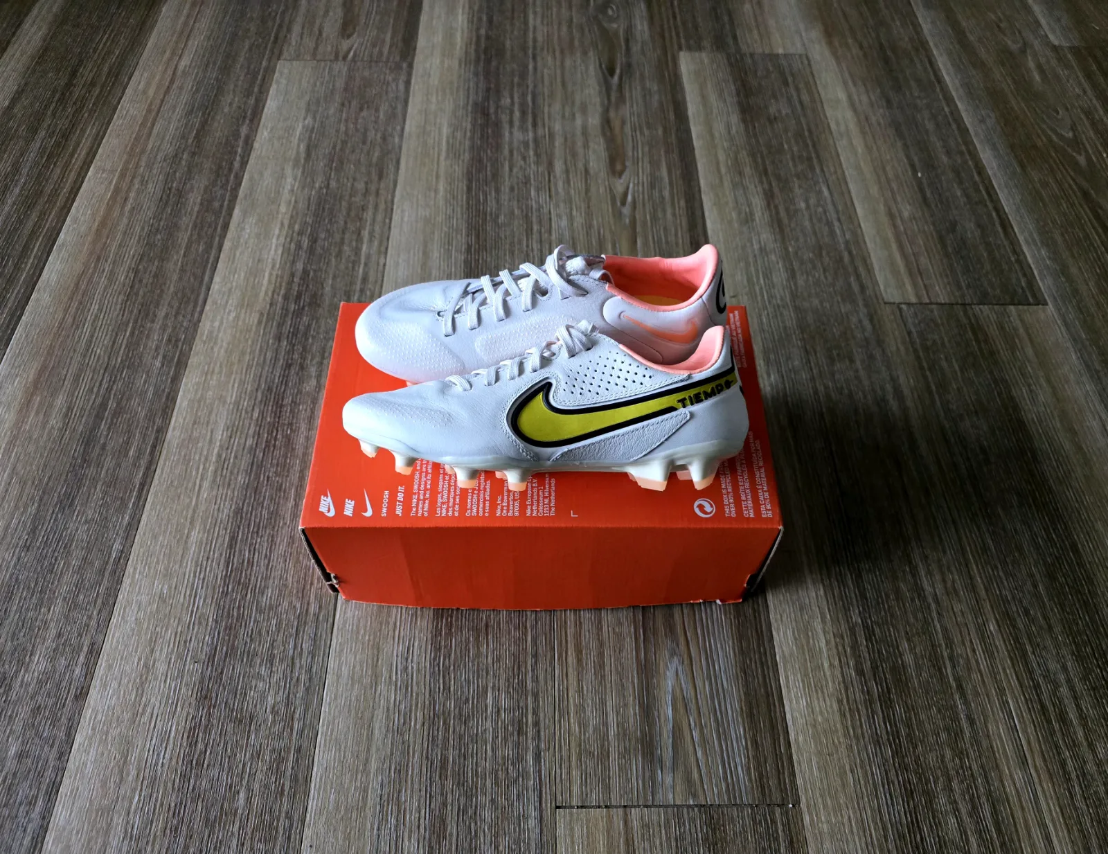 NIKE TIEMPO LEGEND 9 PRO FG