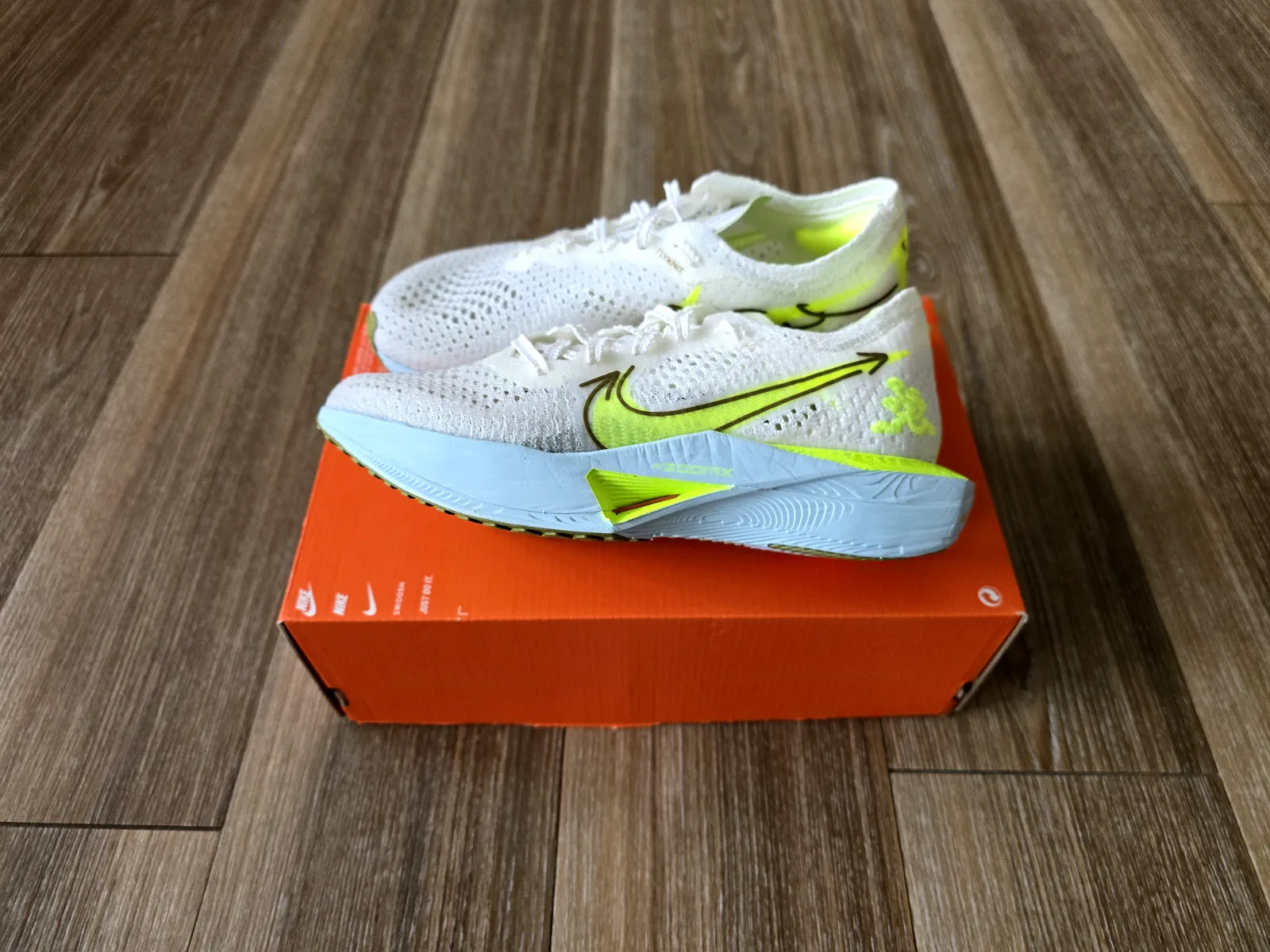 NIKE ZOOMX VAPORFLY NEXT% 3