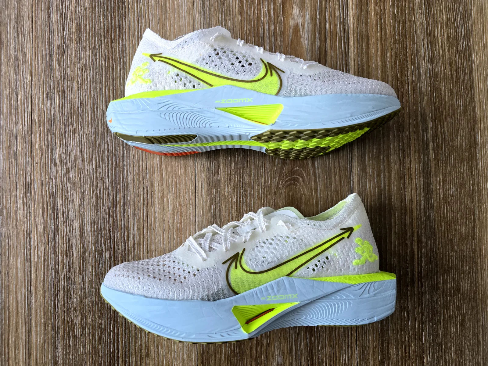 NIKE ZOOMX VAPORFLY NEXT% 3 2