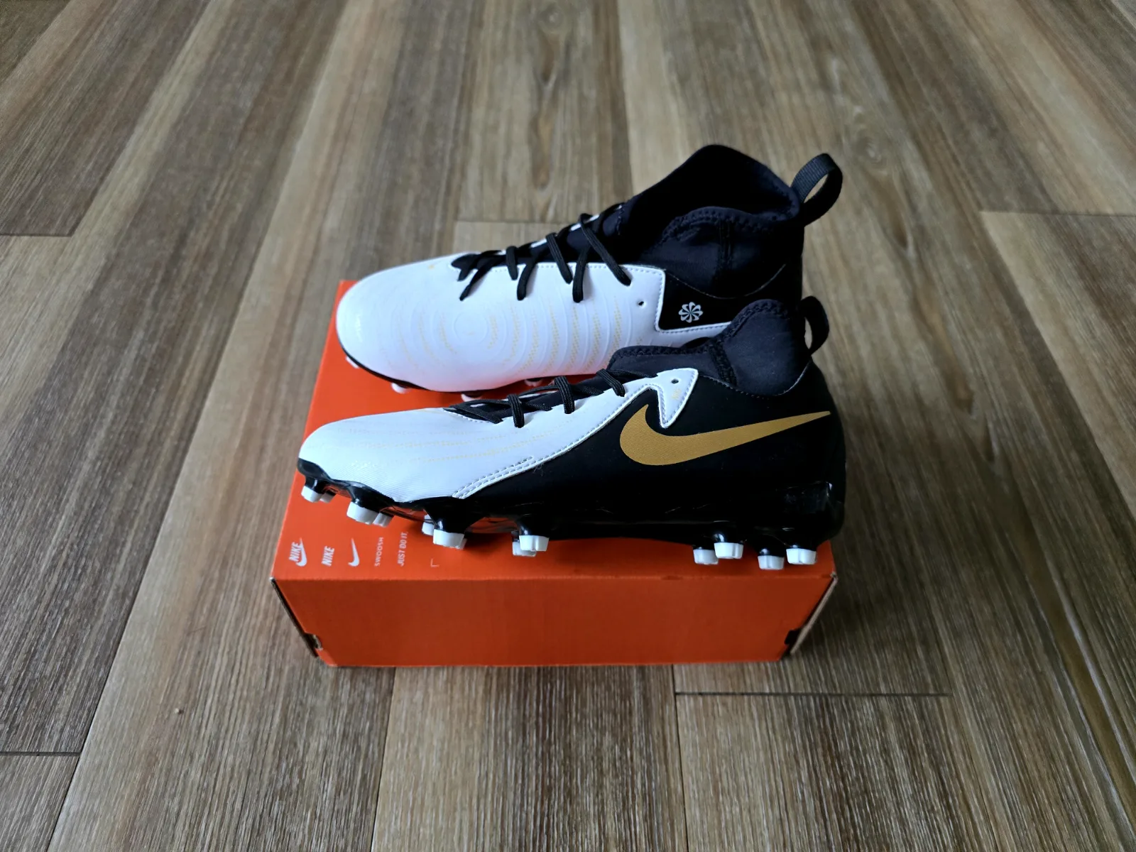 NIKE PHANTOM LUNA II ACADEMY FG/MG