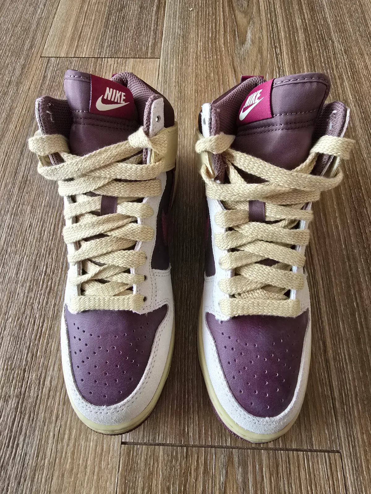 NIKE WMNS DUNK HIGH 85 4