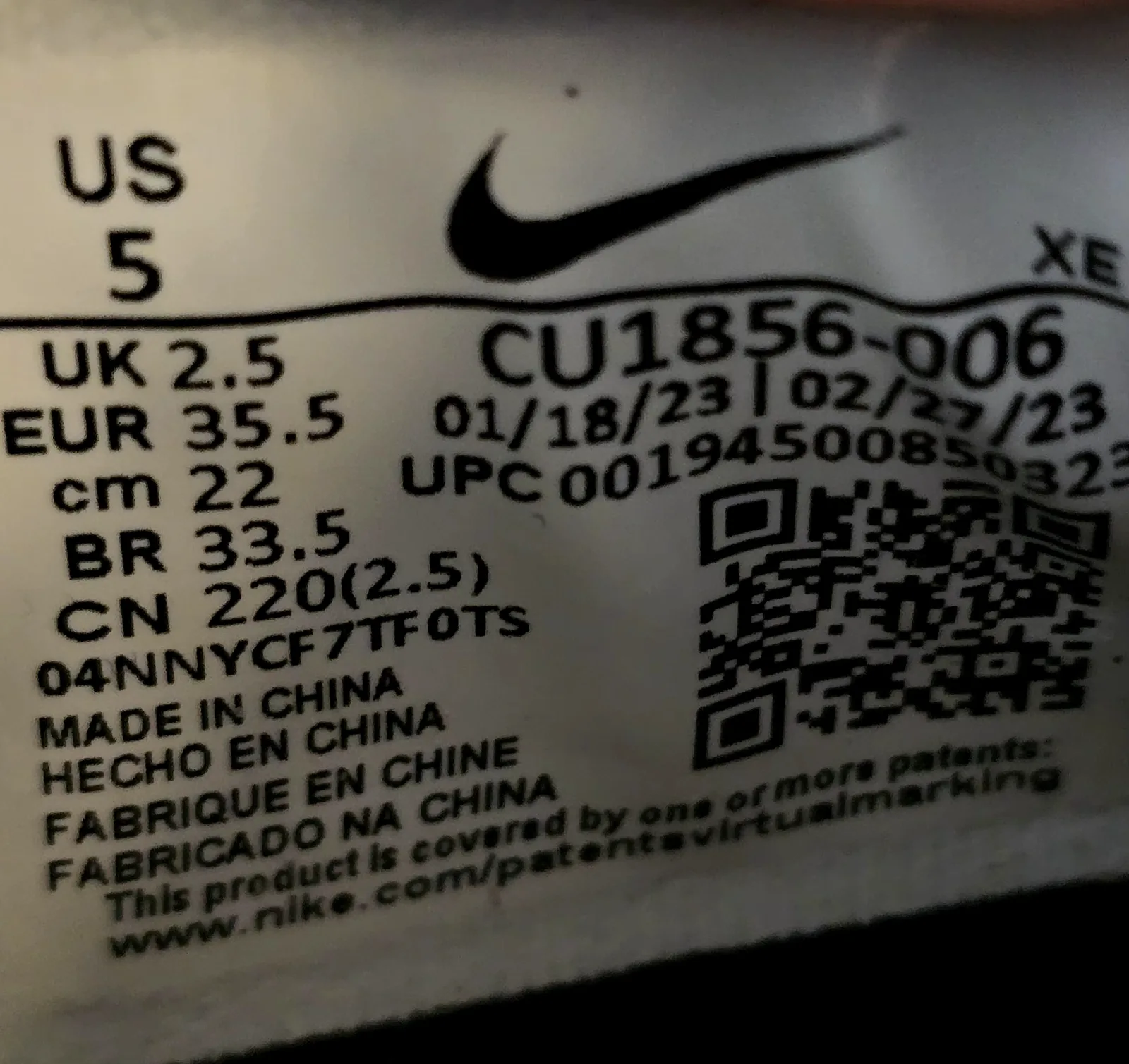 NIKE AIR ZOOM VOMERO 15 WMNS 8