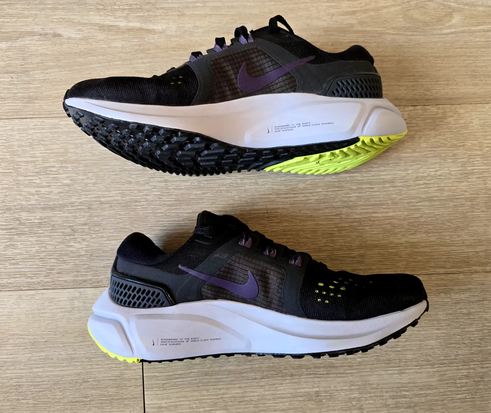 NIKE AIR ZOOM VOMERO 15 WMNS 2