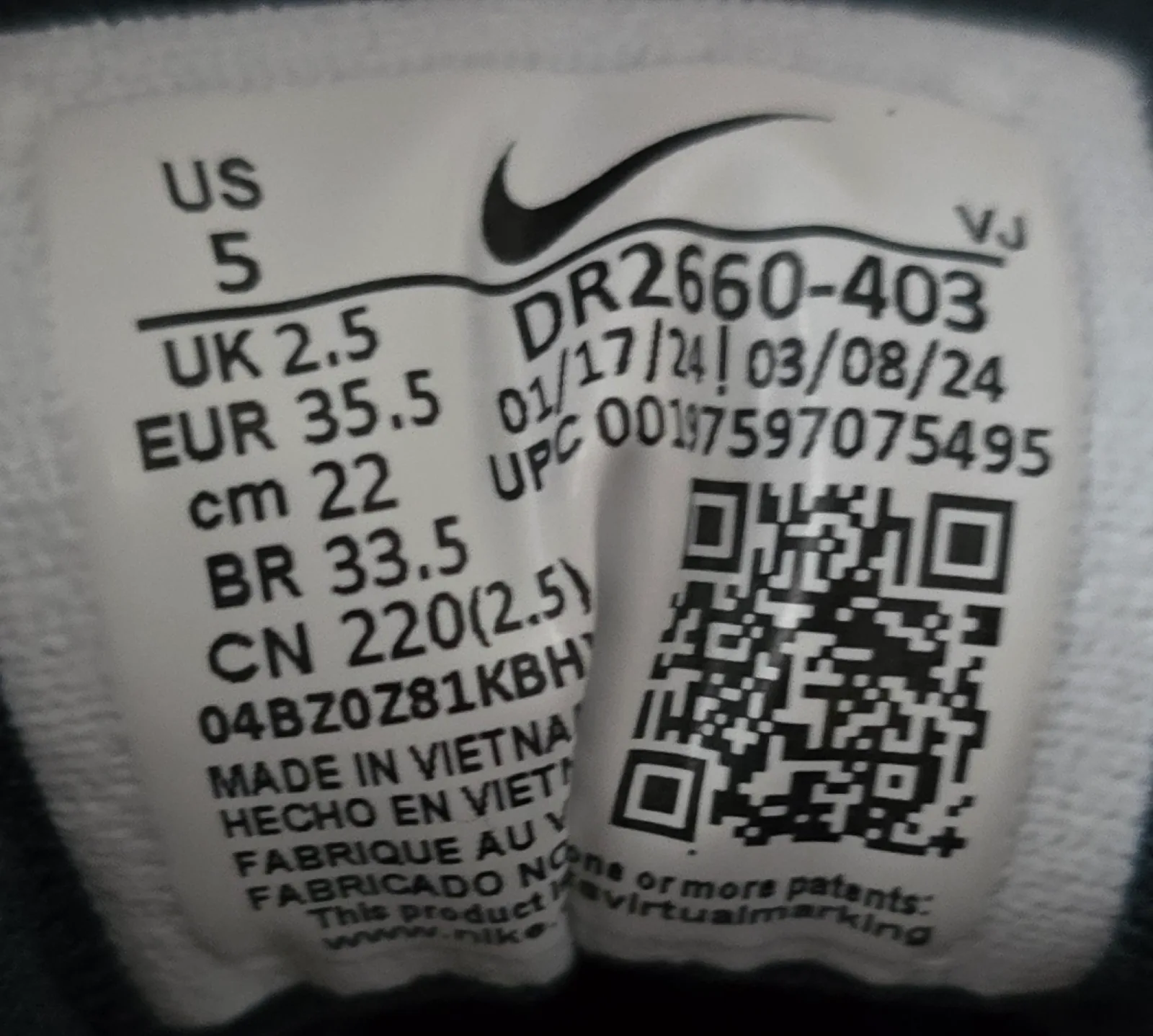 NIKE ZOOMX INVINCIBLE RUN FK 3 8