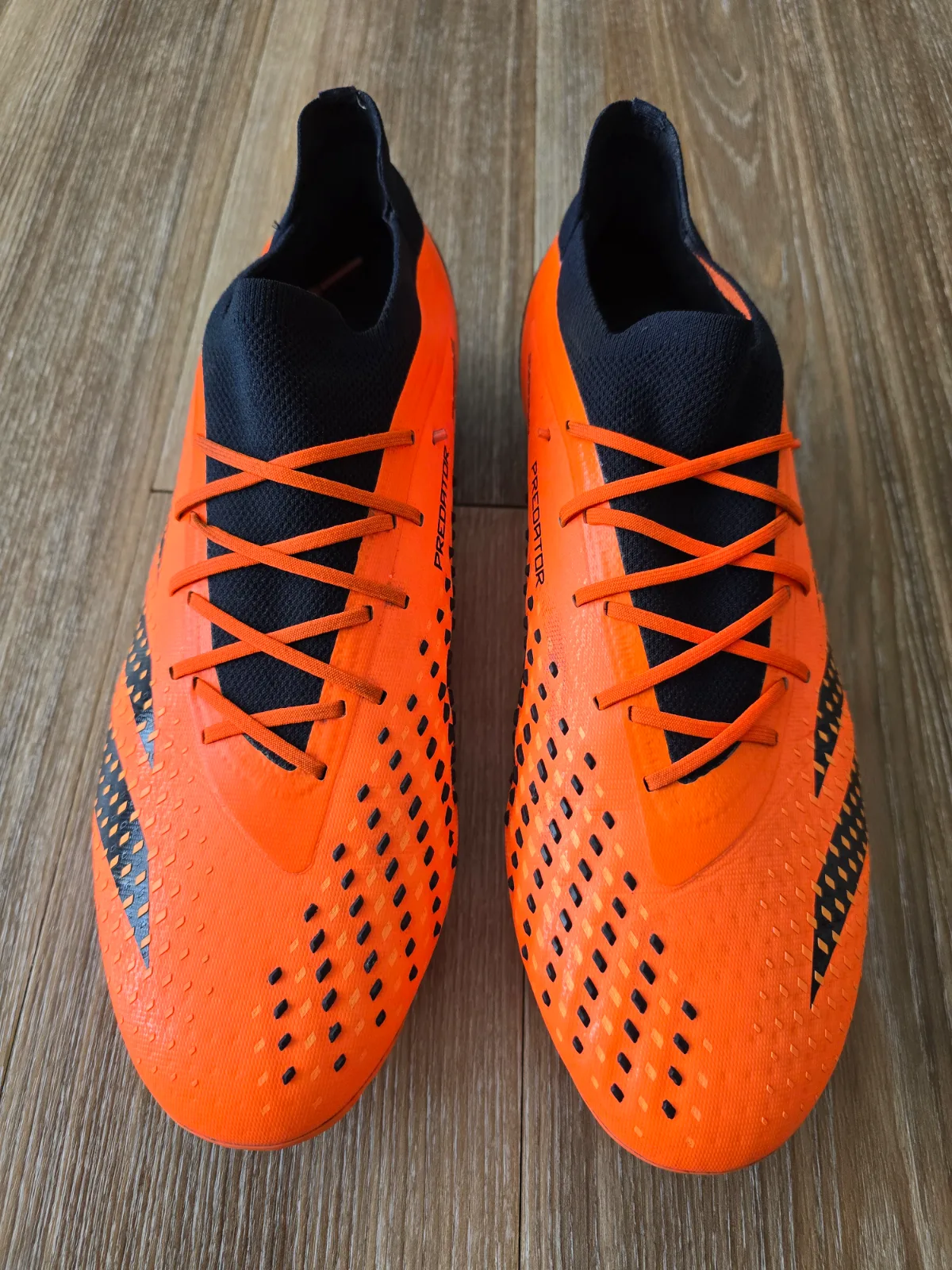 ADIDAS PREDATOR ACCURACY. 1 LOW SG 4