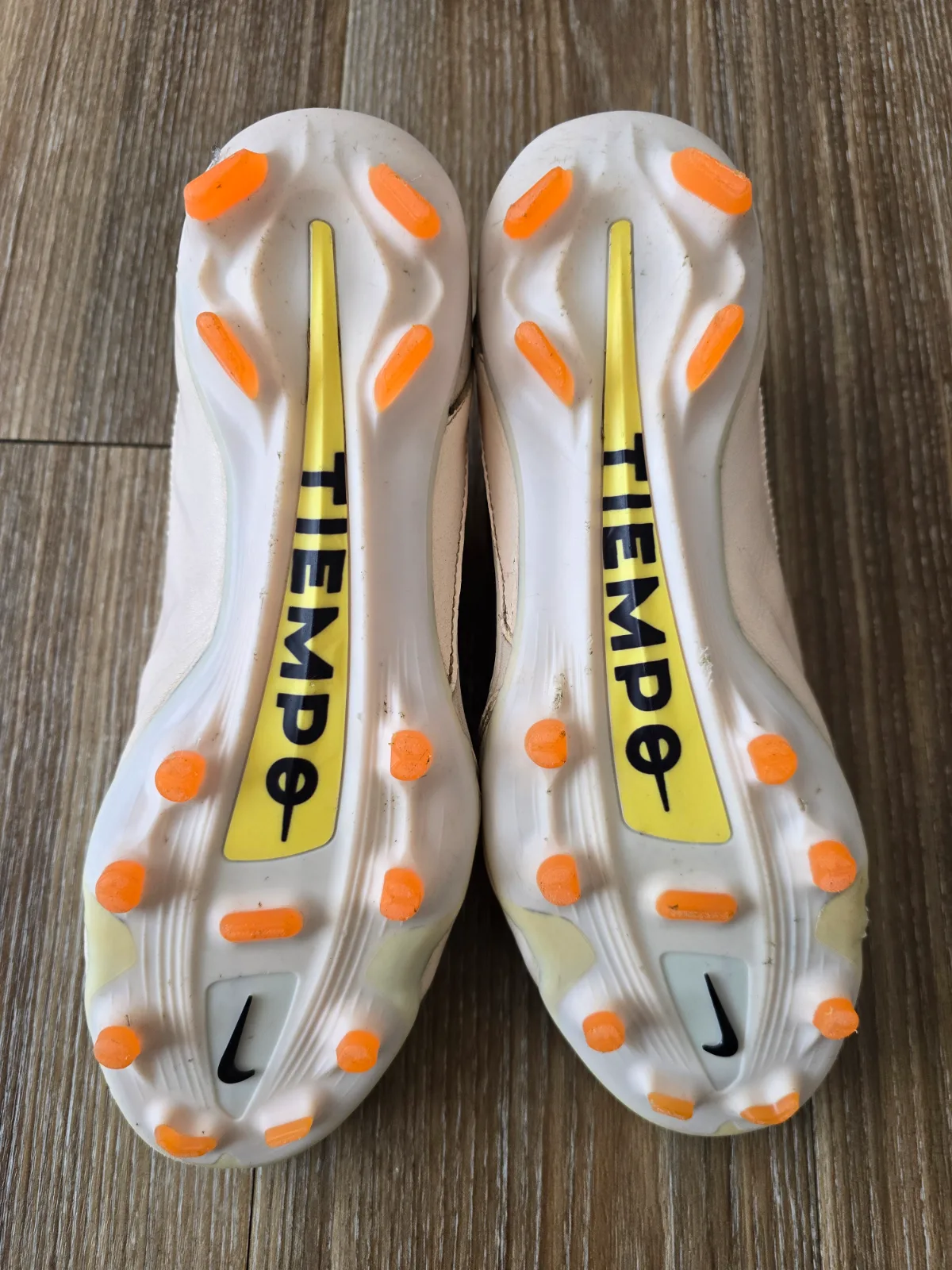 NIKE TIEMPO LEGEND 9 ELITE FG 8