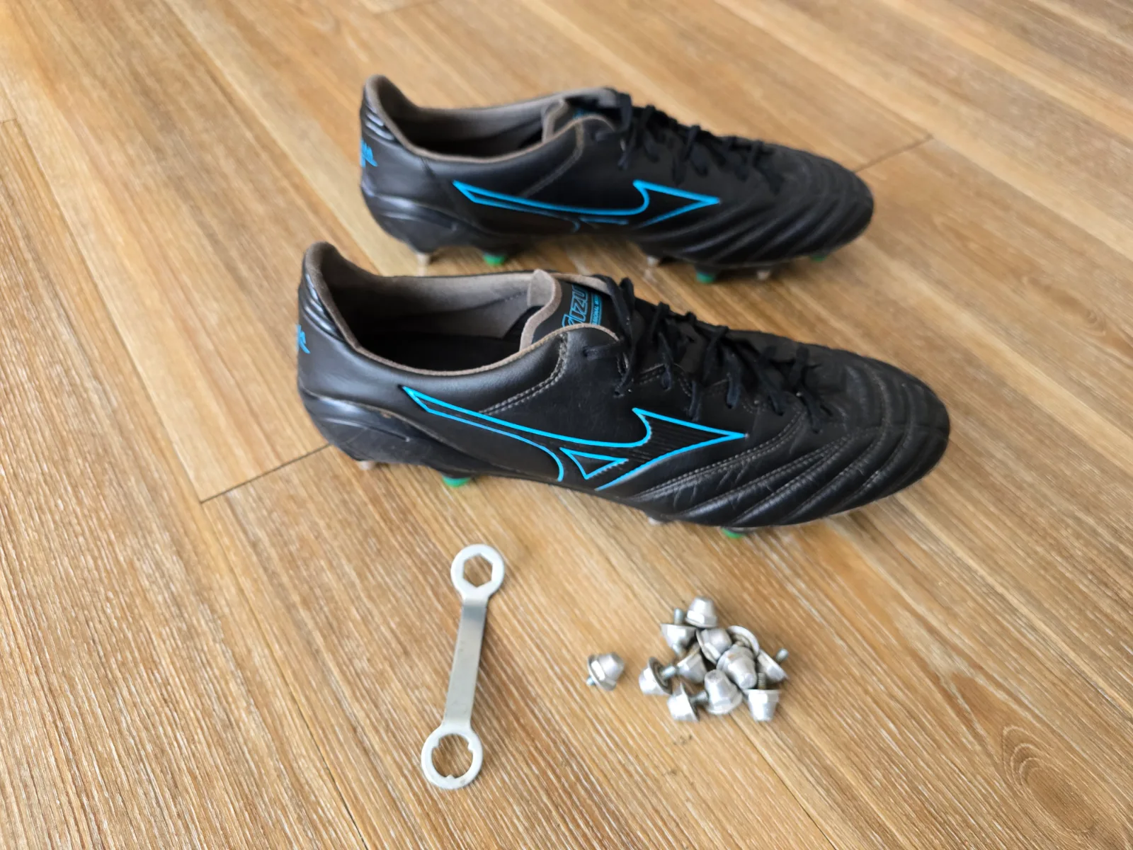 MIZUNO MORELIA NEO II MIX 5