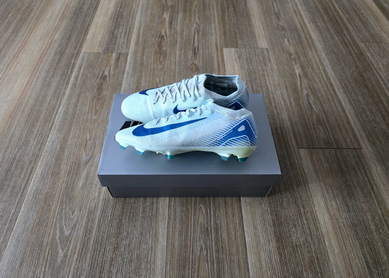 NIKE AIR ZOOM MERCURIAL VAPOR 16 PRO FG