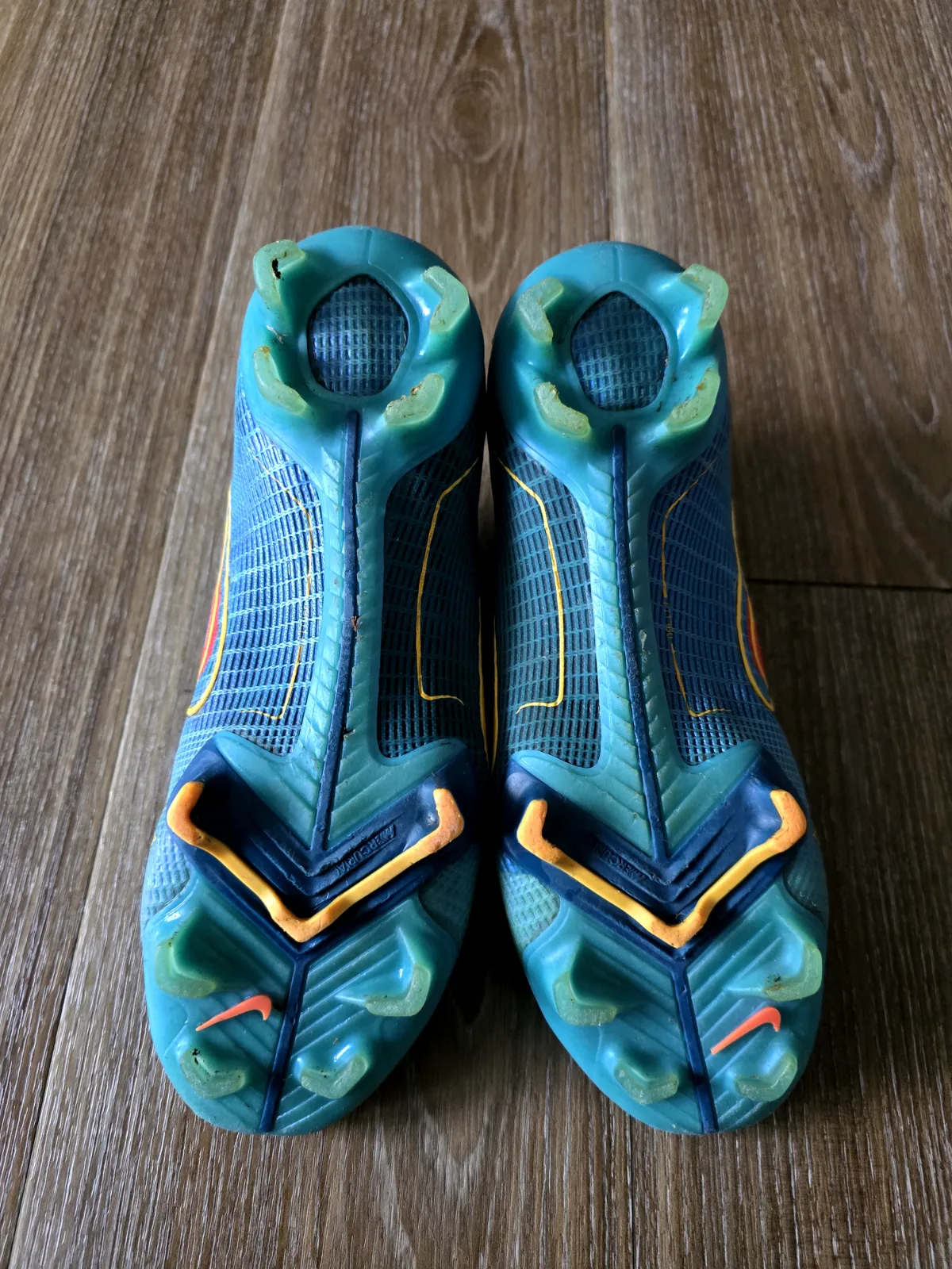 NIKE AIR ZOOM MERCURIAL VAPOR 14 ELITE FG 8