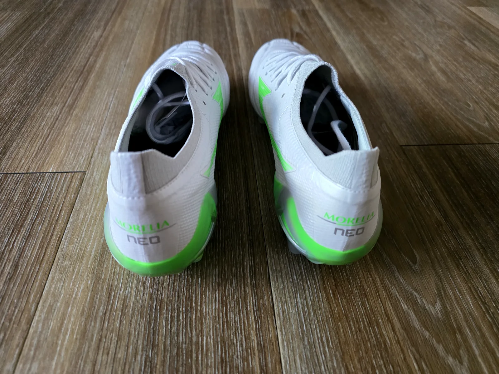 MIZUNO MORELIA NEO IV BETA ELITE FG 6