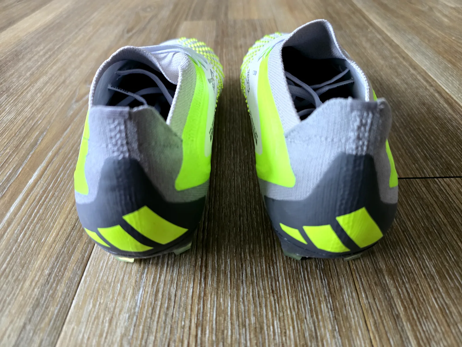 ADIDAS PREDATOR ACCURACY. 1 LOW FG 6