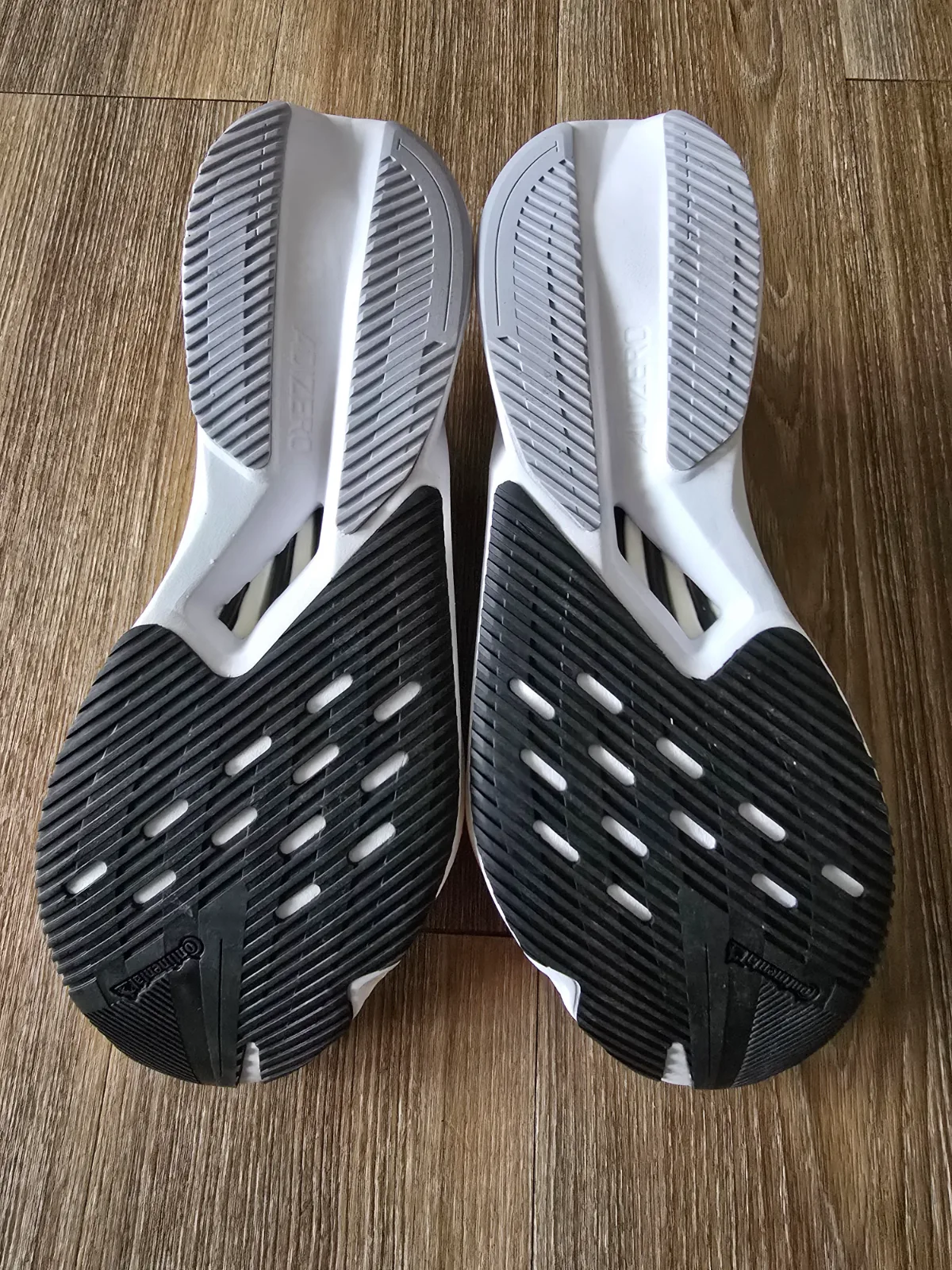 ADIDAS ADIZERO BOSTON 12 6