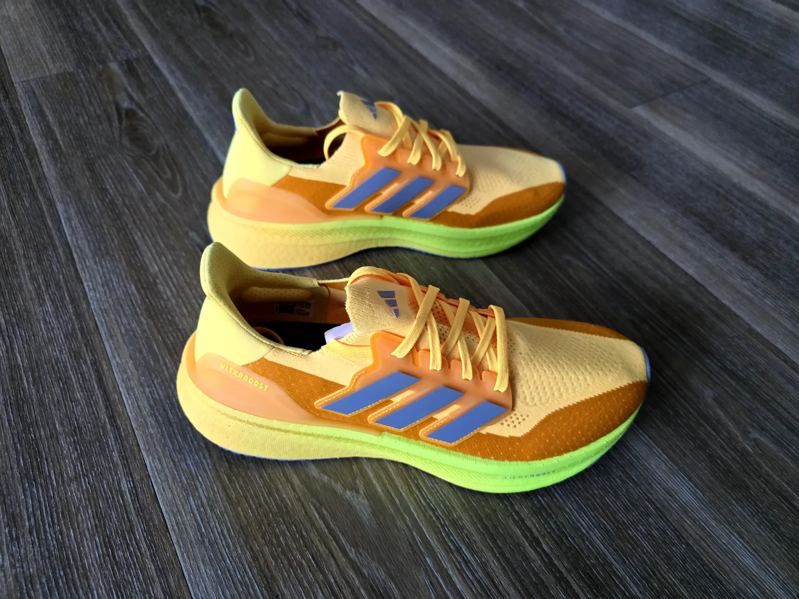 ADIDAS ULTRABOOST 5 5