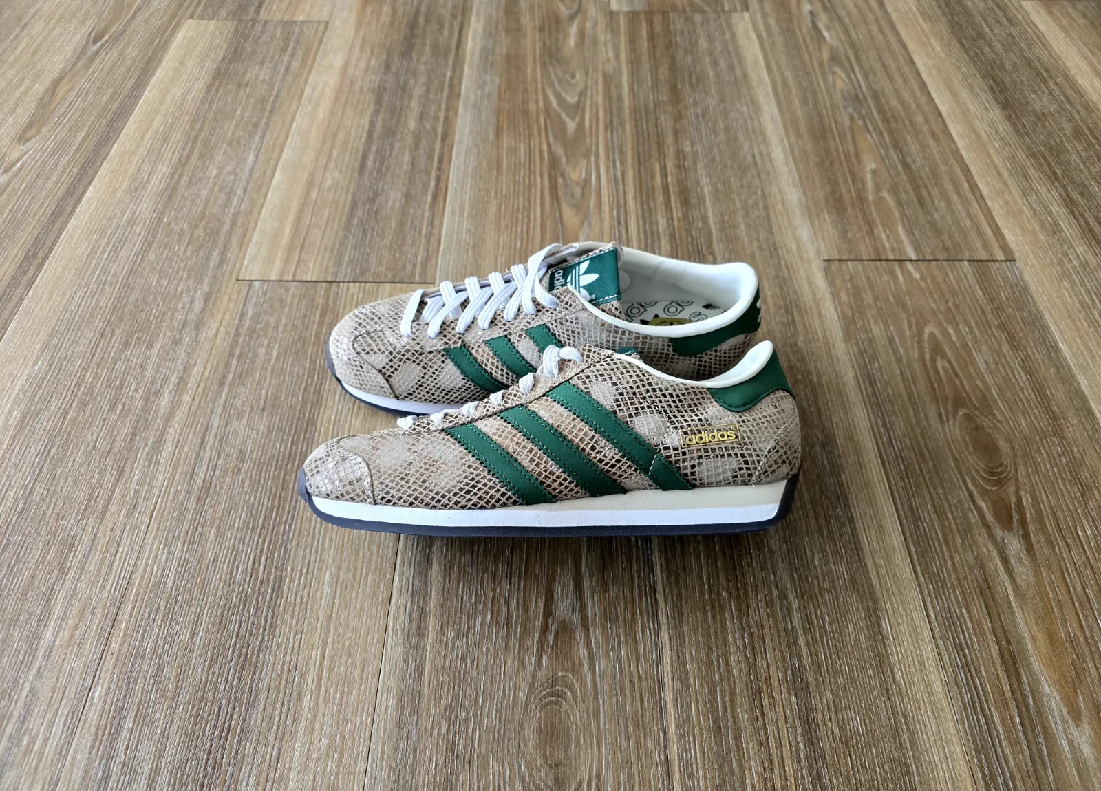 ADIDAS COUNTRY JAPAN