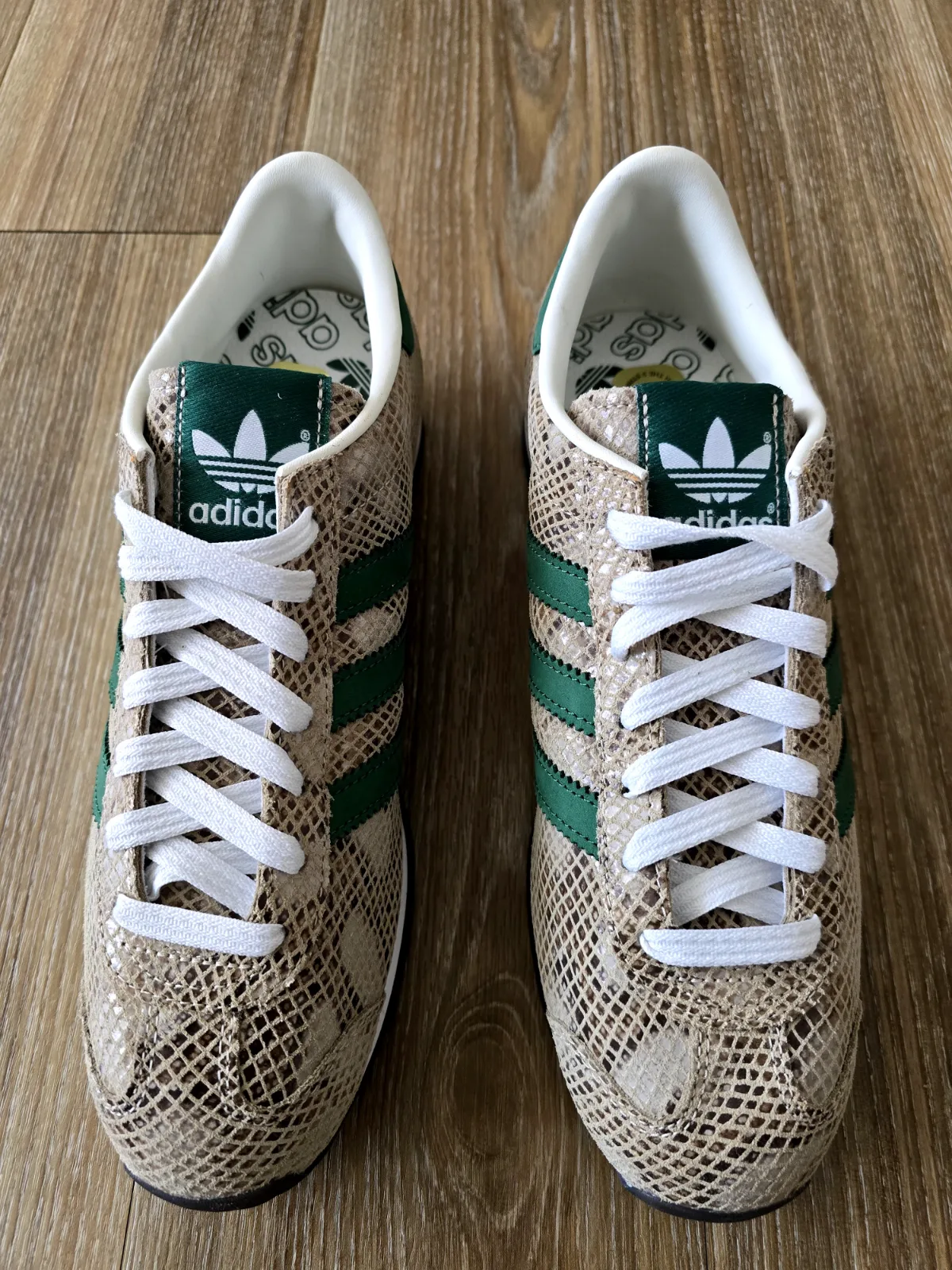 ADIDAS COUNTRY JAPAN 4