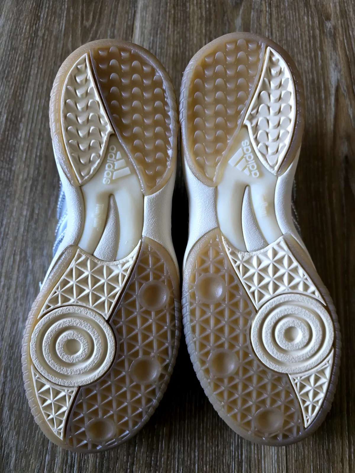 ADIDAS x WALES BONNER MN SAMBA METALLIC 7