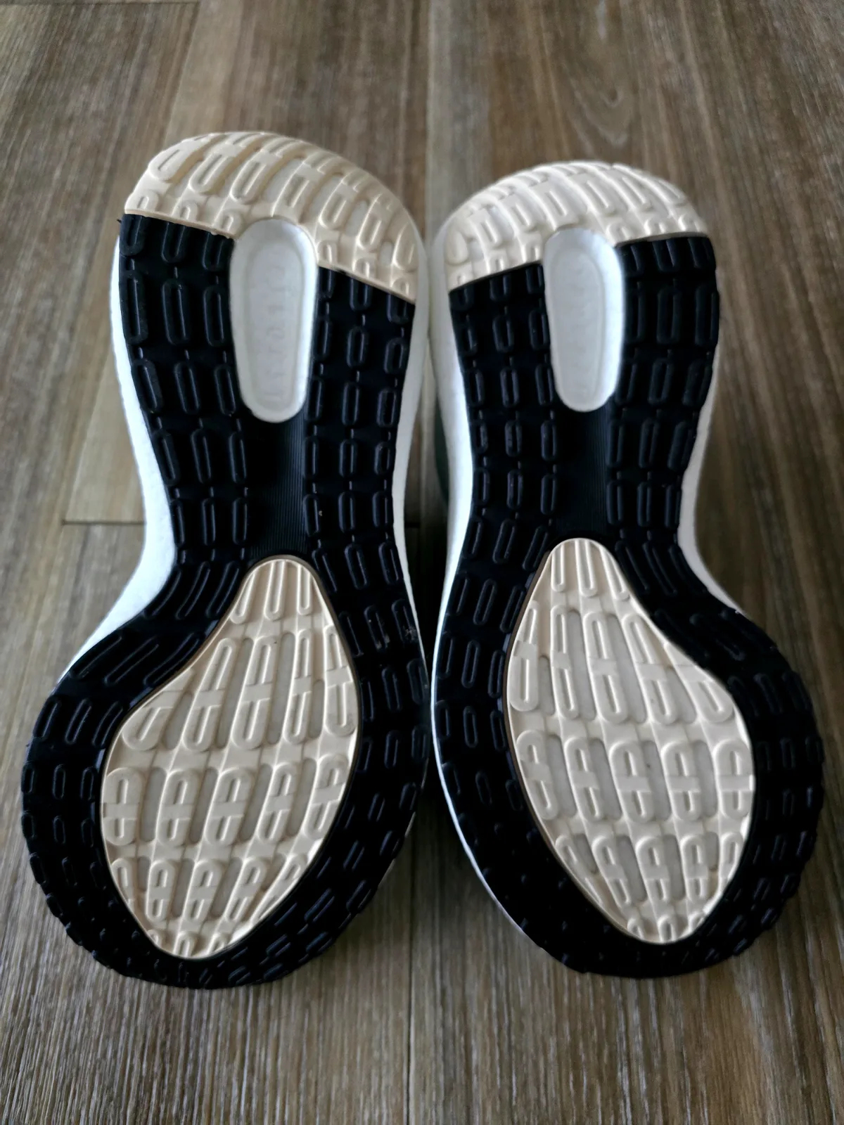 ADIDAS PUREBOOST 22 JET W 9