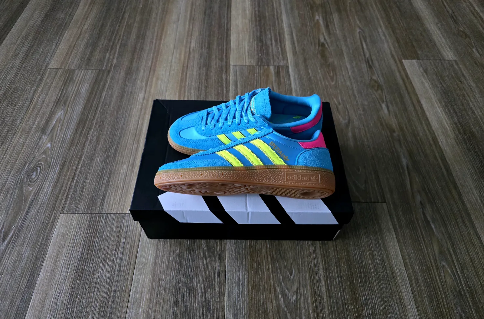 ADIDAS HANDBALL SPEZIAL W