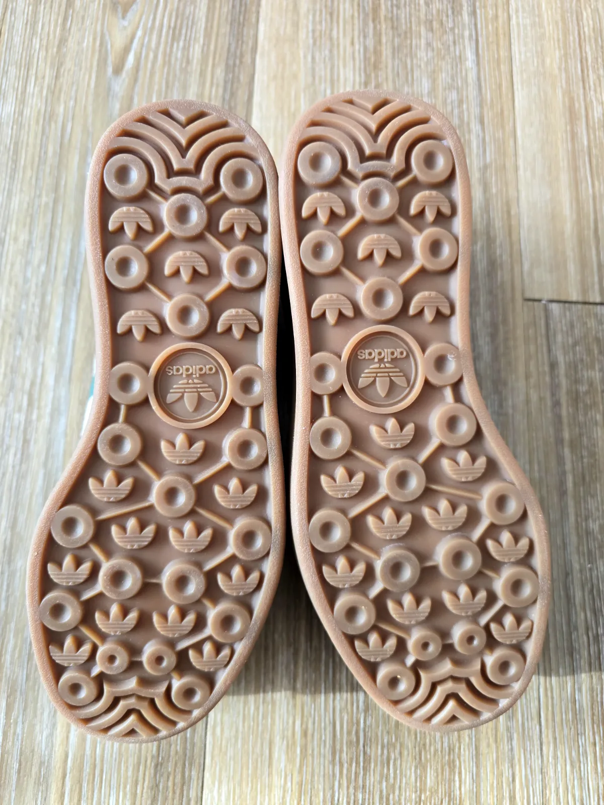 ADIDAS ORIGINALS GAZELLE BOLD W 7