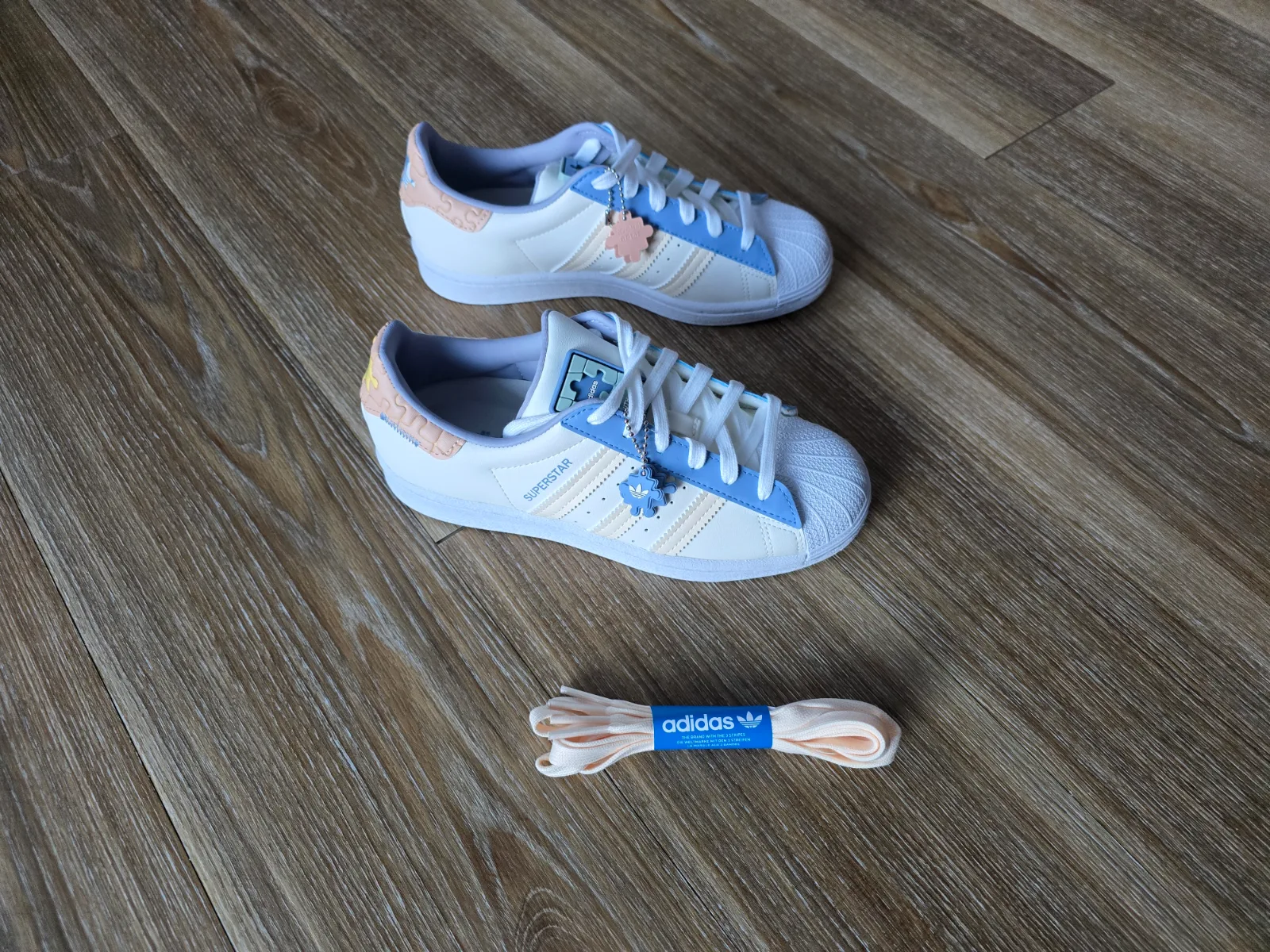 ADIDAS SUPERSTAR PUZZLE 9