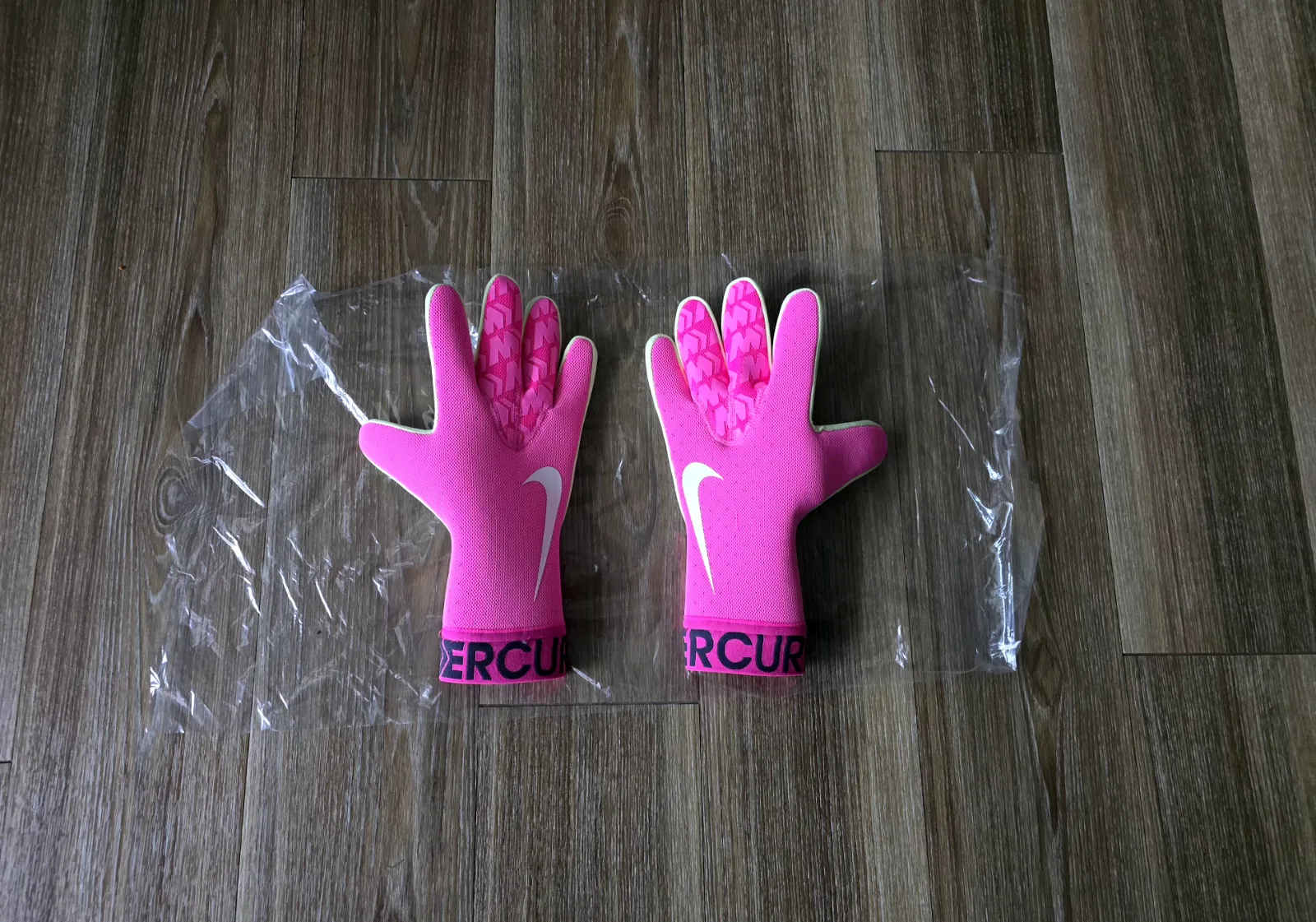 Brankářské rukavice Nike GK Mercurial Touch Elite