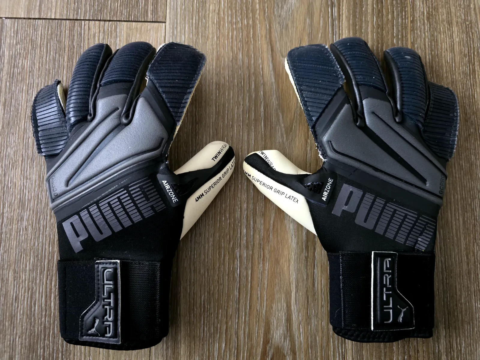 Brankářské rukavice Puma ULTRA Grip 1 Hybrid Pro 2