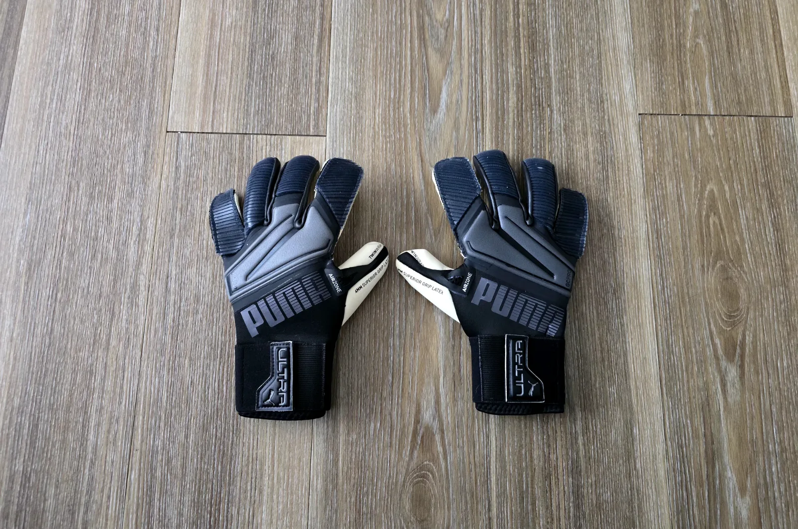 Brankářské rukavice Puma ULTRA Grip 1 Hybrid Pro