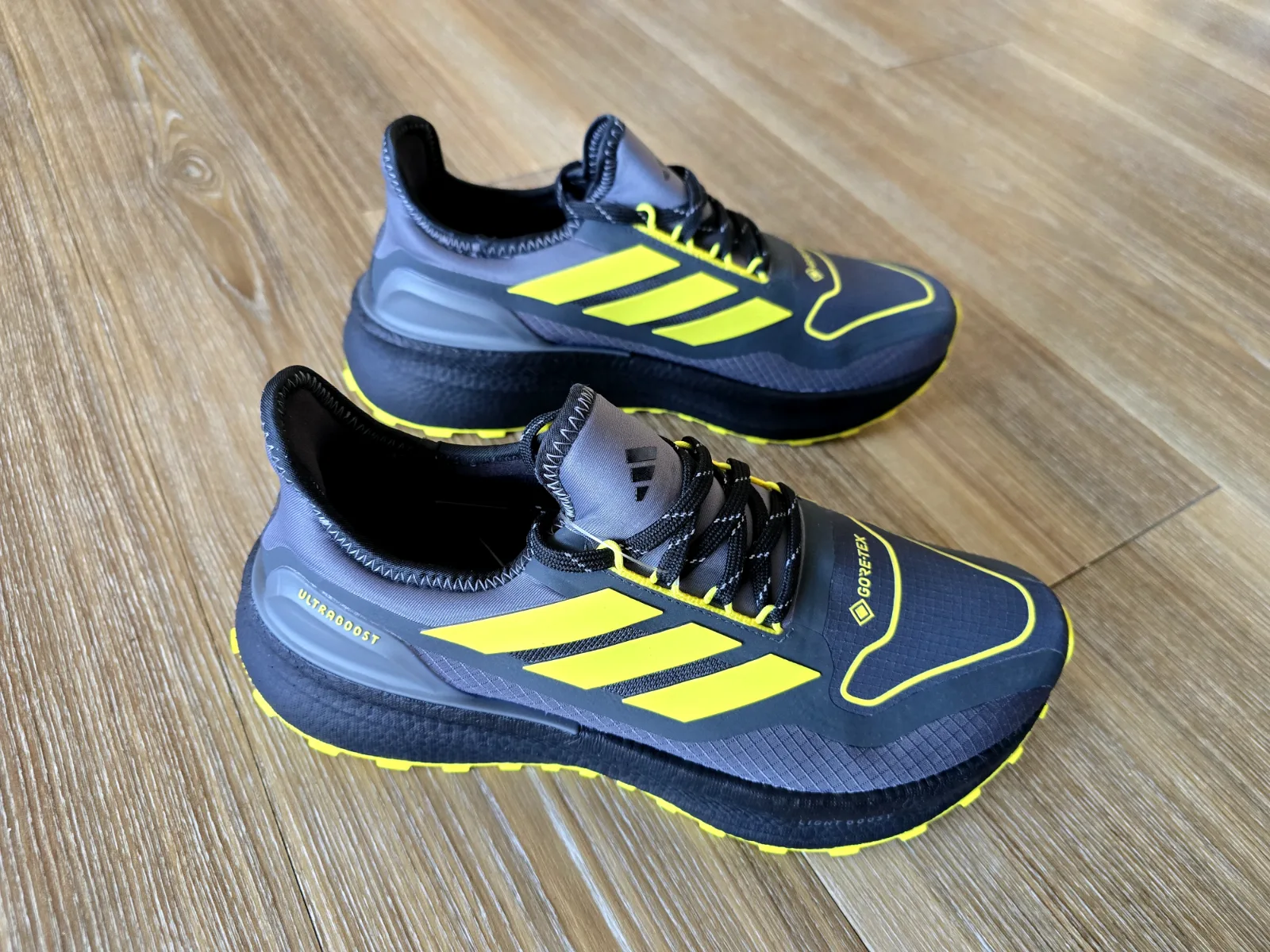 ADIDAS ULTRABOOST 5 GTX 5