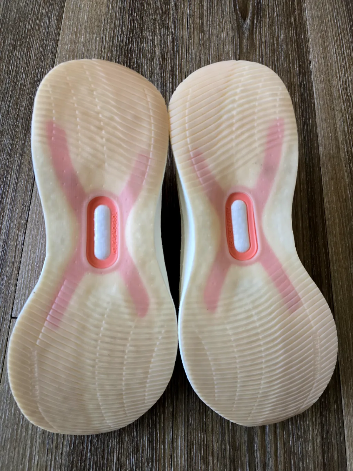 ADIDAS ULTRABOOST 5 STRUNG 7