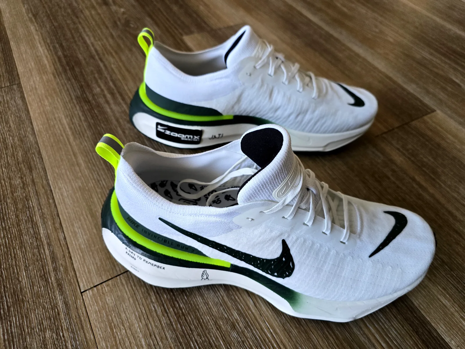 NIKE ZOOMX INVINCIBLE RUN FK3 5
