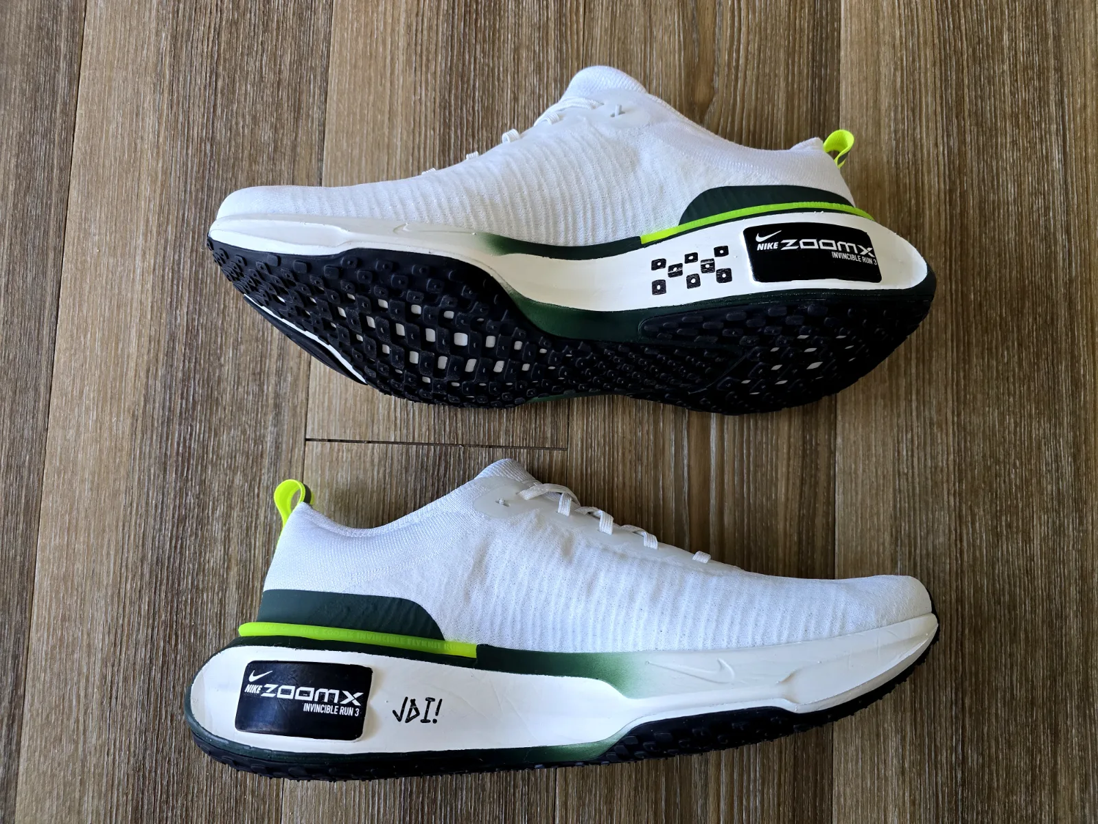 NIKE ZOOMX INVINCIBLE RUN FK3 3
