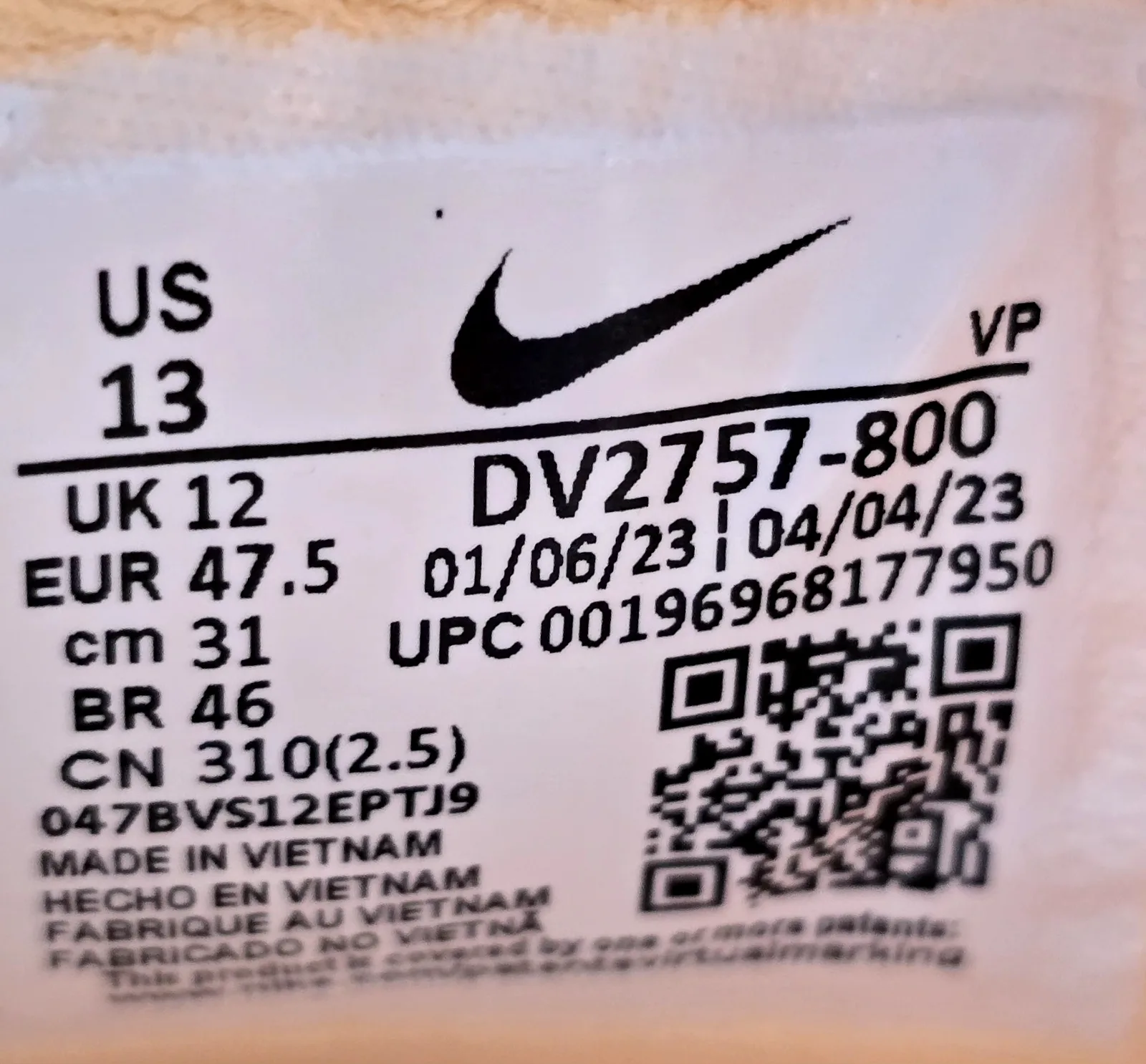 NIKE COSMIC UNITY 3 8