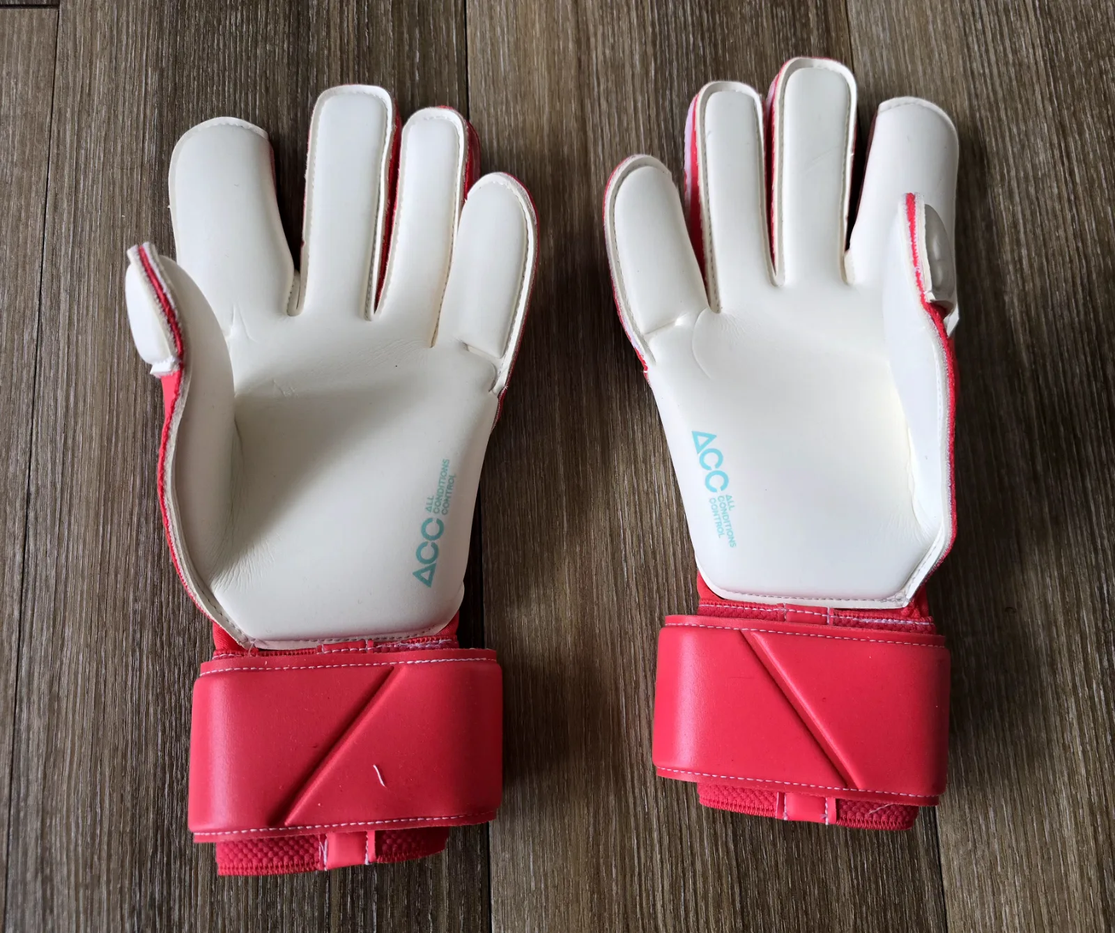 Brankářské rukavice Nike Vapor Grip 3 2