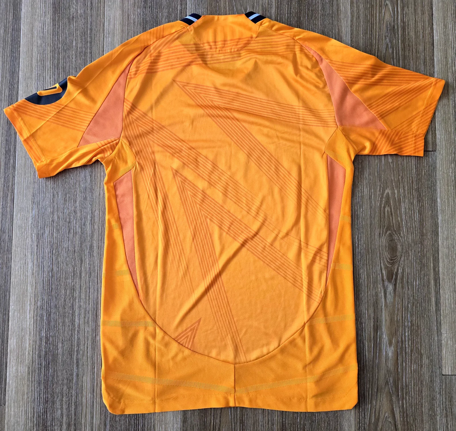 Autentický venkovní dres Adidas Real Madrid 2024/25 3