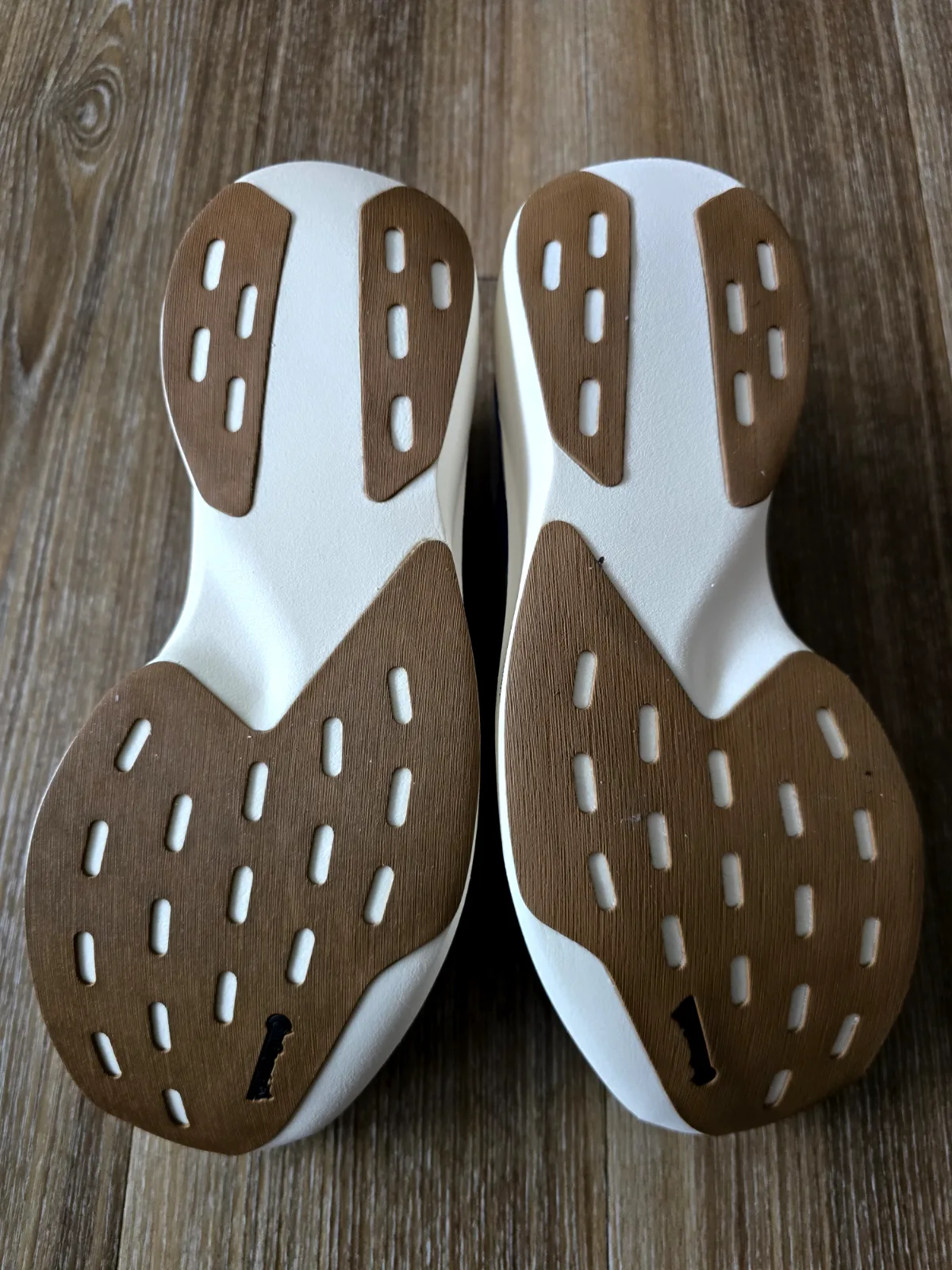 ADIDAS ADIZERO EVO SL 7