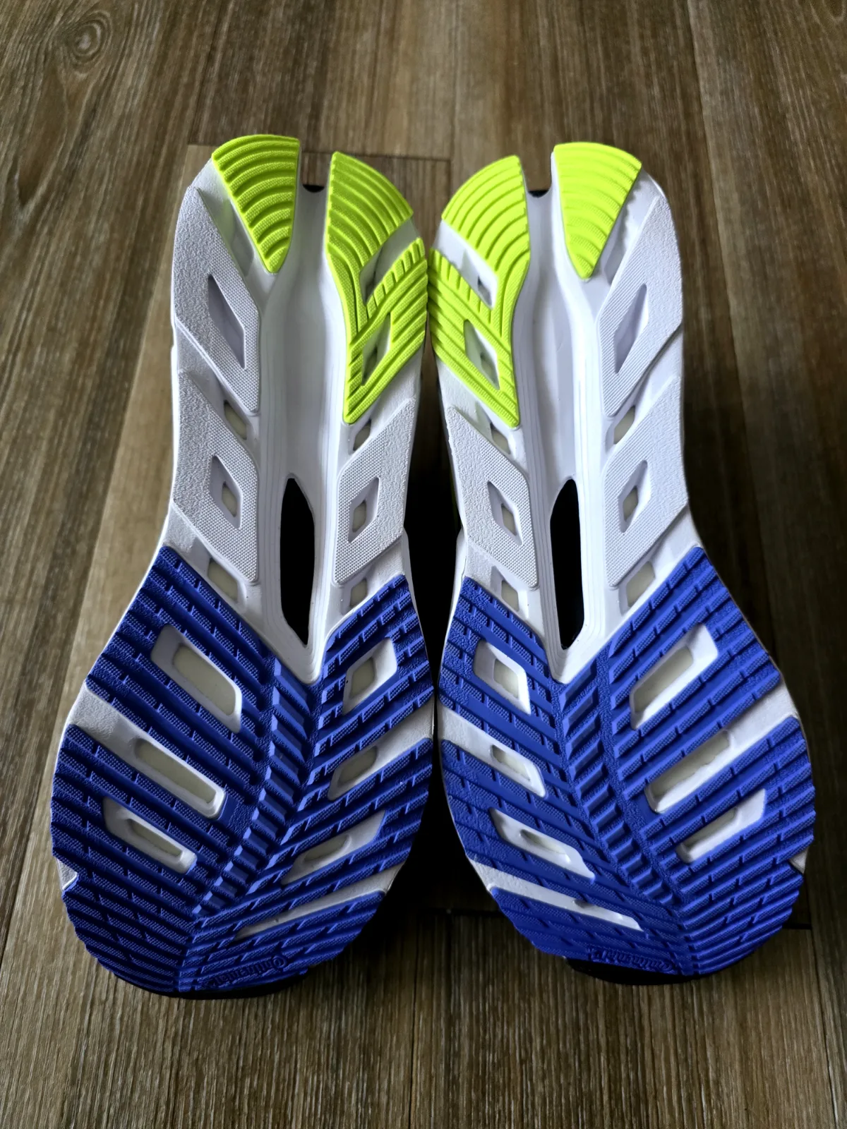 ADIDAS ADISTAR BYD 8