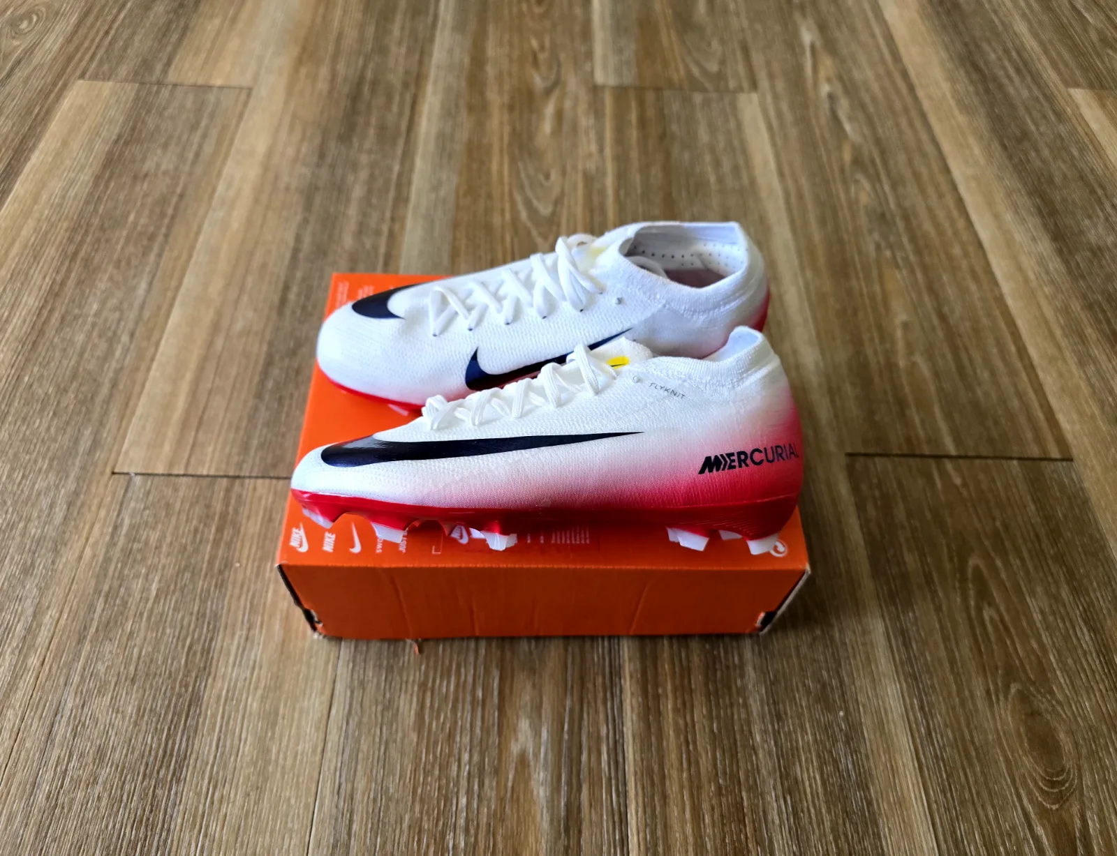 NIKE ZOOM MERCURIAL VAPOR 16 PRO JR FG LV8