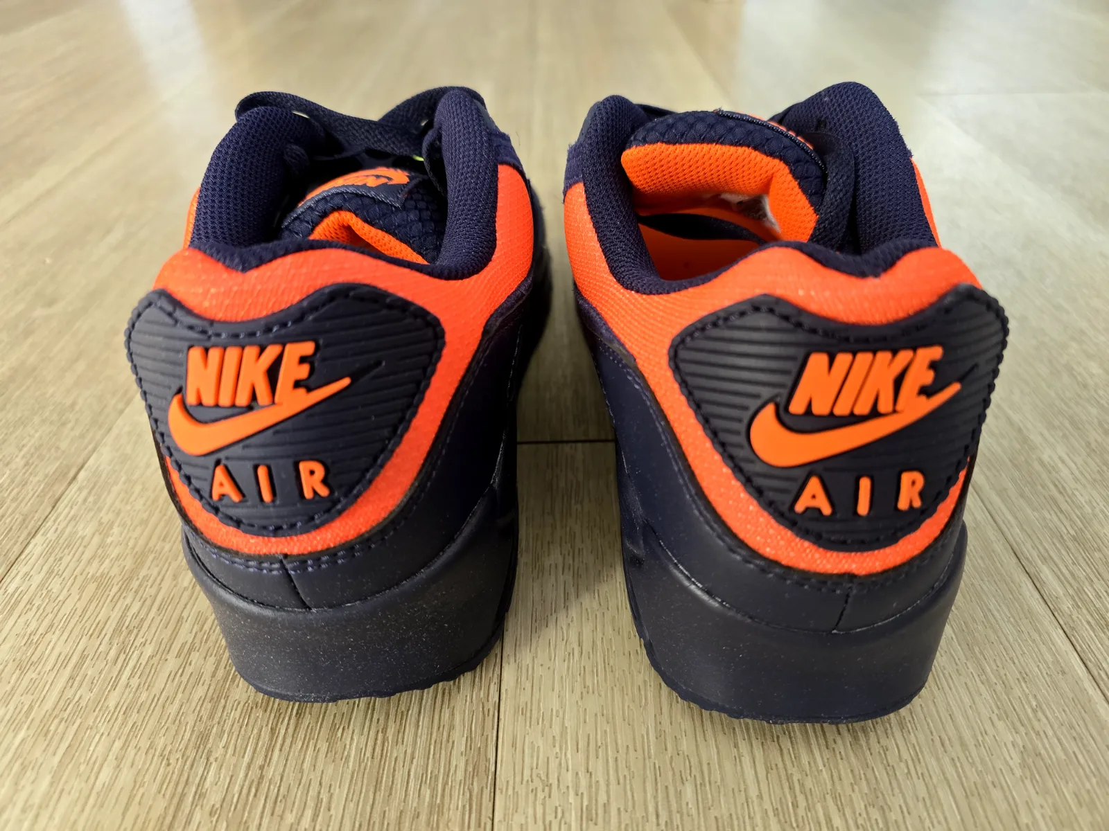 NIKE AIR MAX 90 6