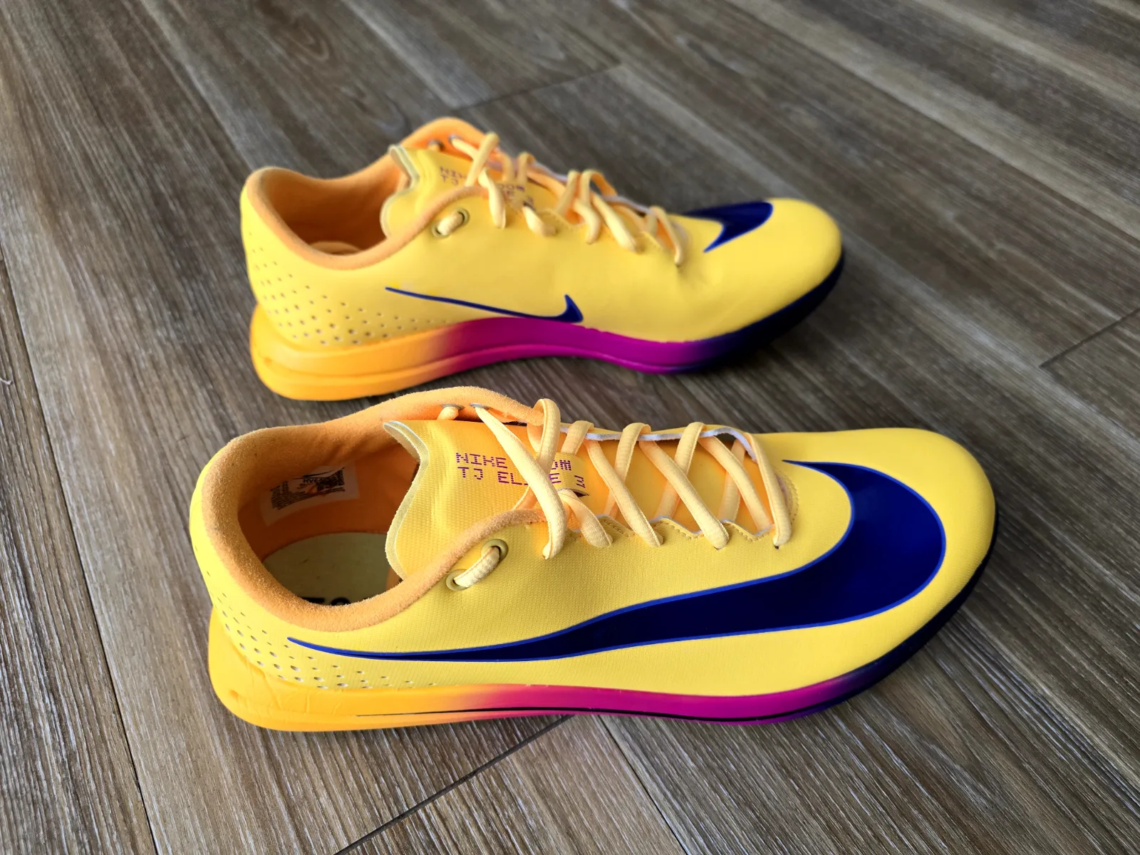 NIKE TRIPLE JUMP ELITE 3 5
