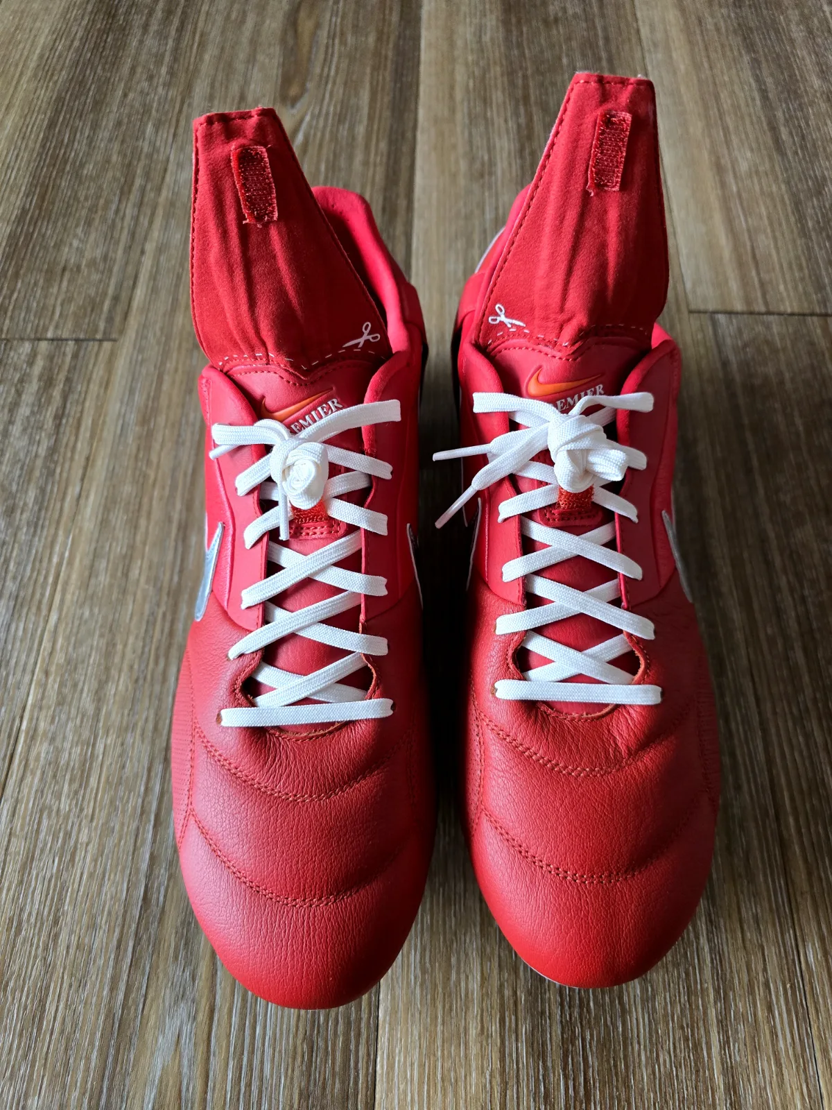 THE NIKE PREMIERE III FG 7